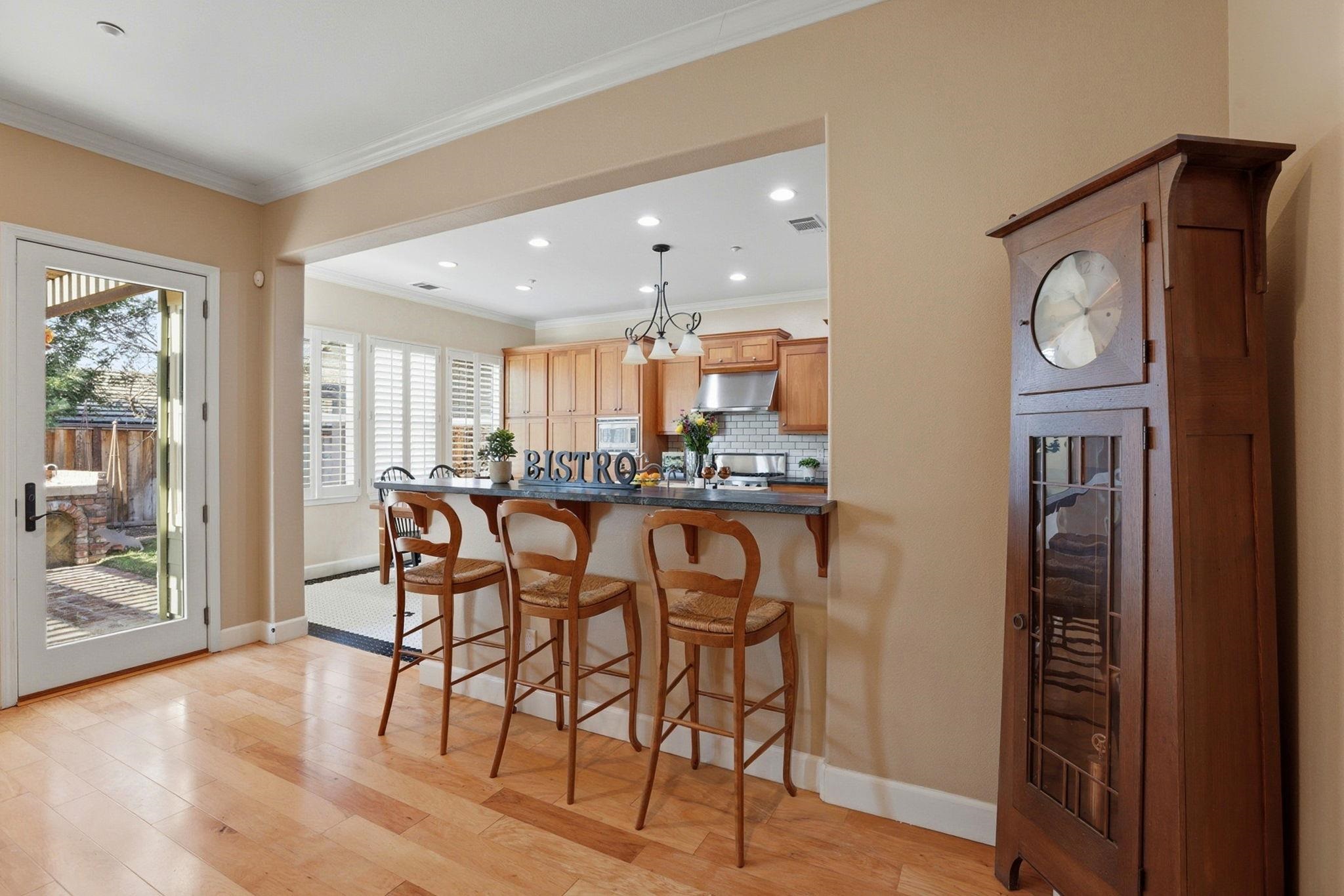Detail Gallery Image 11 of 50 For 3075 Olivoro Ct, Livermore,  CA 94550 - 3 Beds | 2/1 Baths