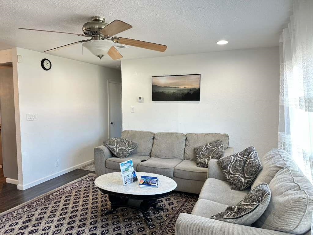 Detail Gallery Image 25 of 26 For 110 Del Rio Ct #4,  Vacaville,  CA 95687 - 3 Beds | 1 Baths