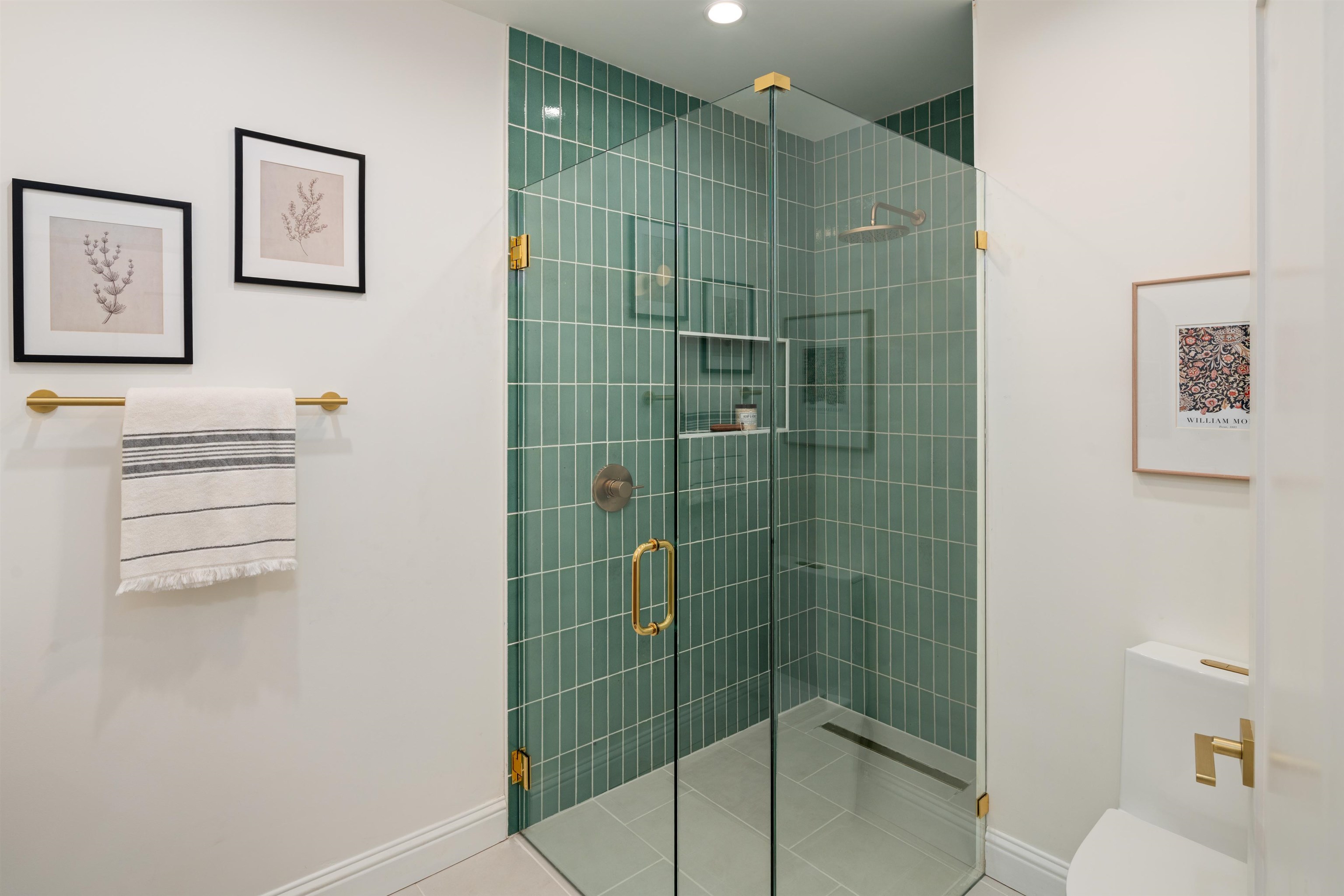 Detail Gallery Image 24 of 47 For 820 Key Route Blvd, Albany,  CA 94706 - 3 Beds | 2 Baths