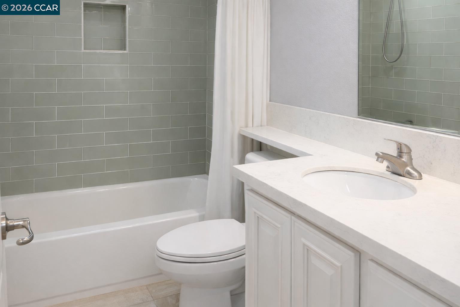 Detail Gallery Image 10 of 20 For 9 Shoal Dr, Daly City,  CA 94014 - 3 Beds | 2 Baths