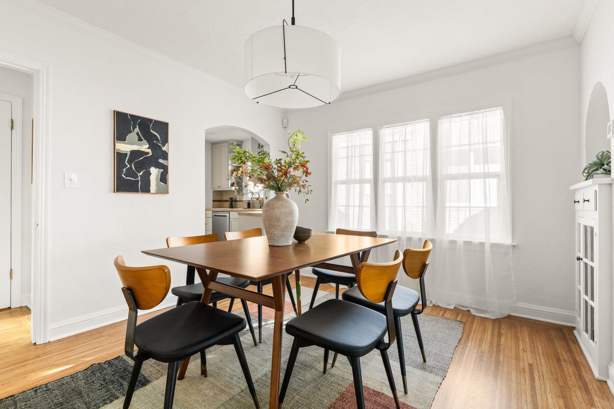 Detail Gallery Image 12 of 57 For 230 Belleview Dr, San Leandro,  CA 94577 - 2 Beds | 2 Baths