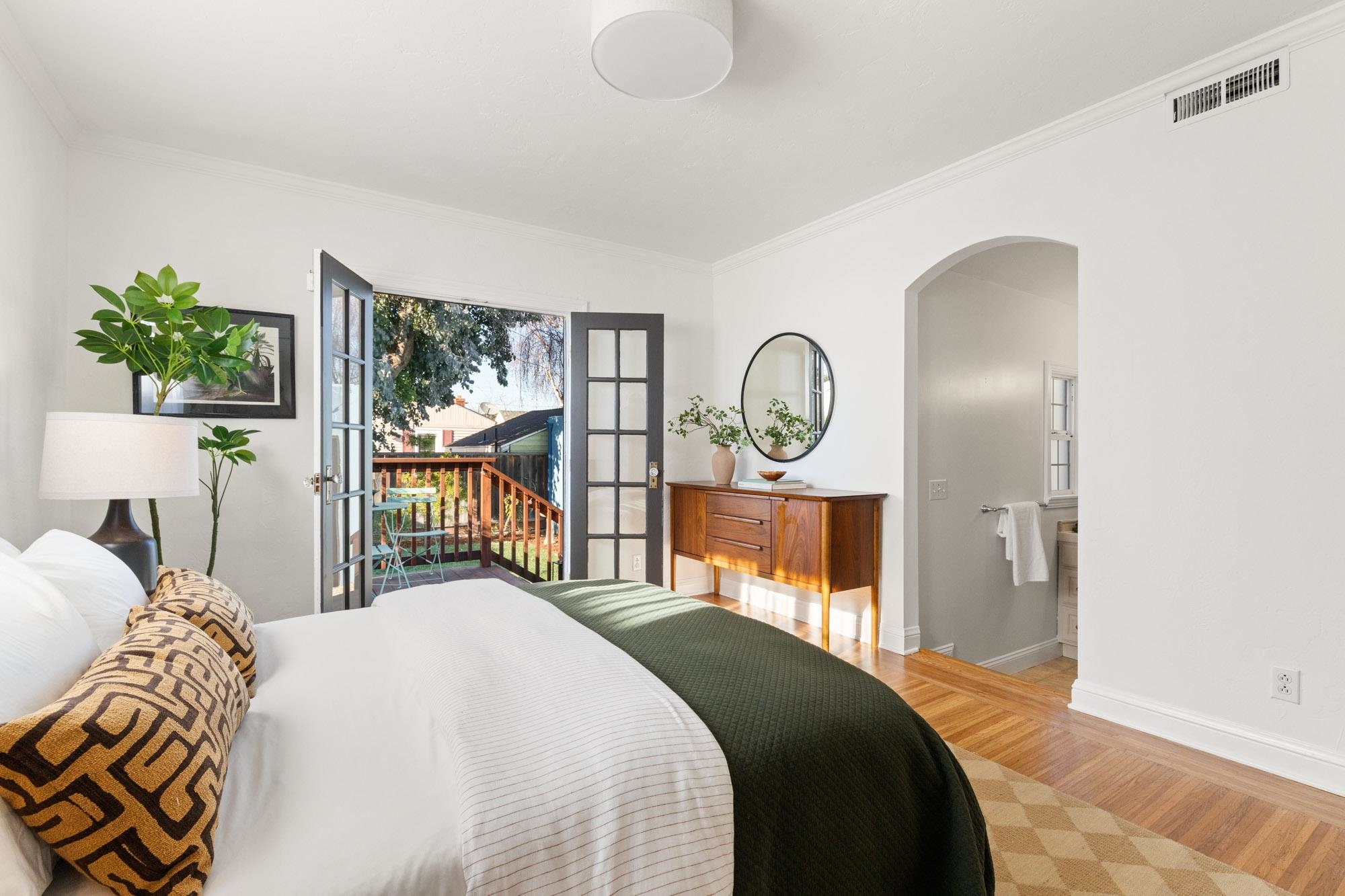 Detail Gallery Image 29 of 57 For 230 Belleview Dr, San Leandro,  CA 94577 - 2 Beds | 2 Baths