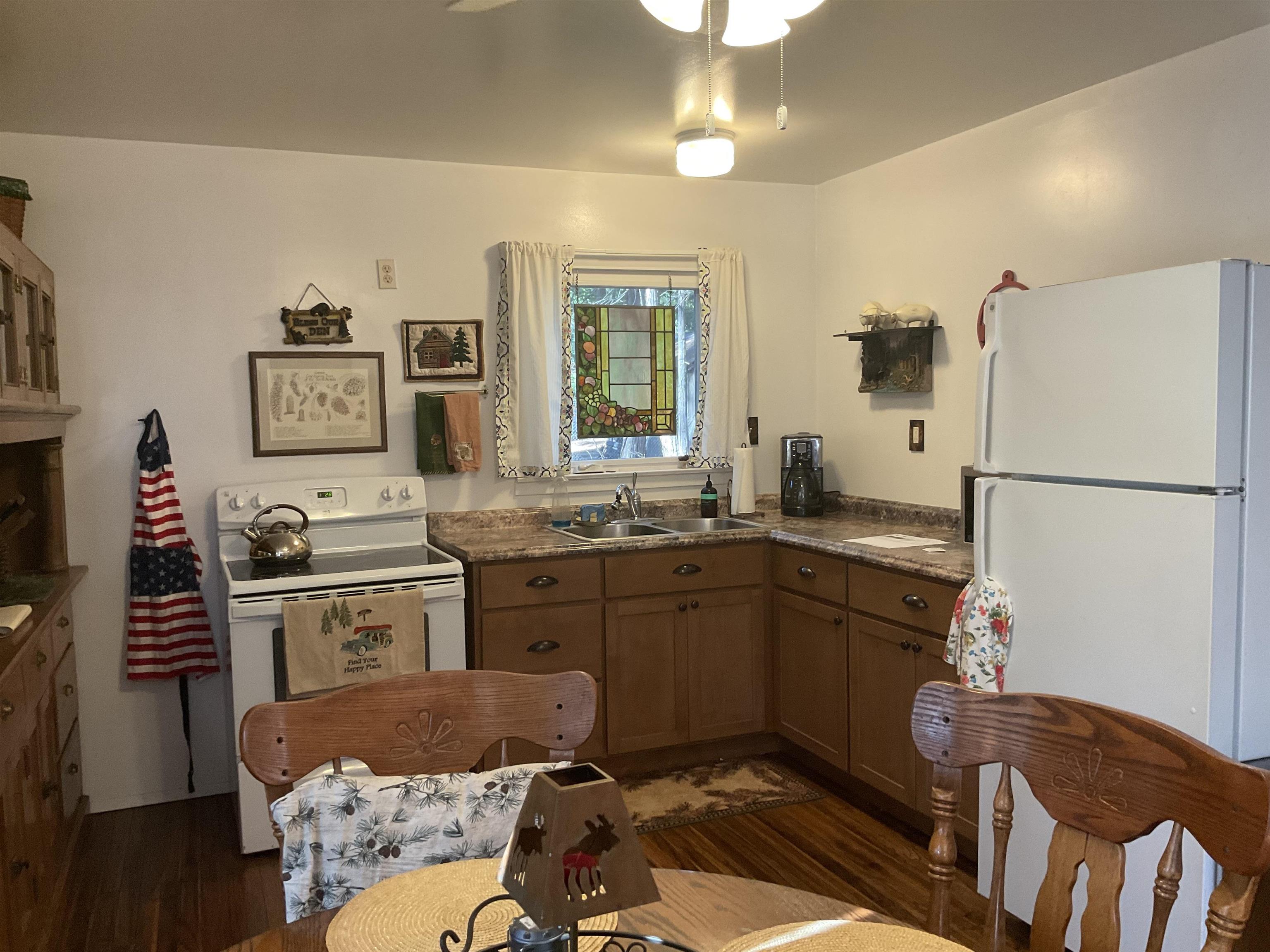 Detail Gallery Image 12 of 20 For 2732 Pine, Arnold,  CA 95223 - 1 Beds | 1 Baths