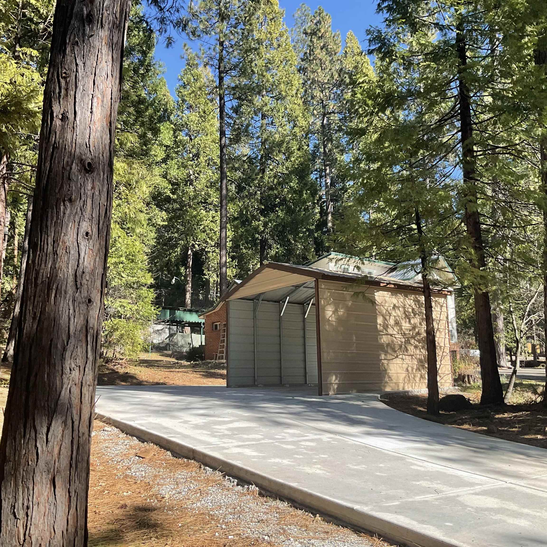 Detail Gallery Image 3 of 20 For 2732 Pine, Arnold,  CA 95223 - 1 Beds | 1 Baths