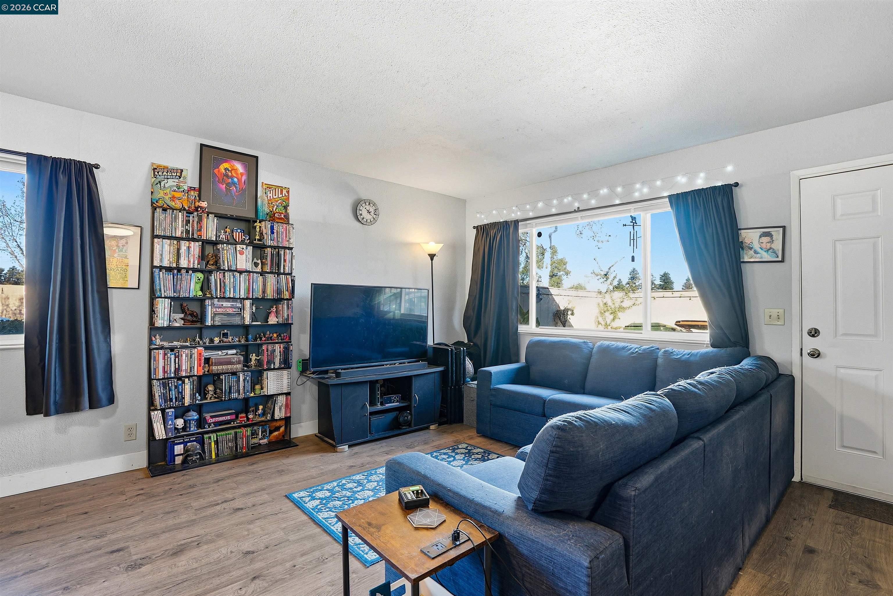 Detail Gallery Image 5 of 18 For 1814 San Jose Dr, Antioch,  CA 94509 - 2 Beds | 1 Baths