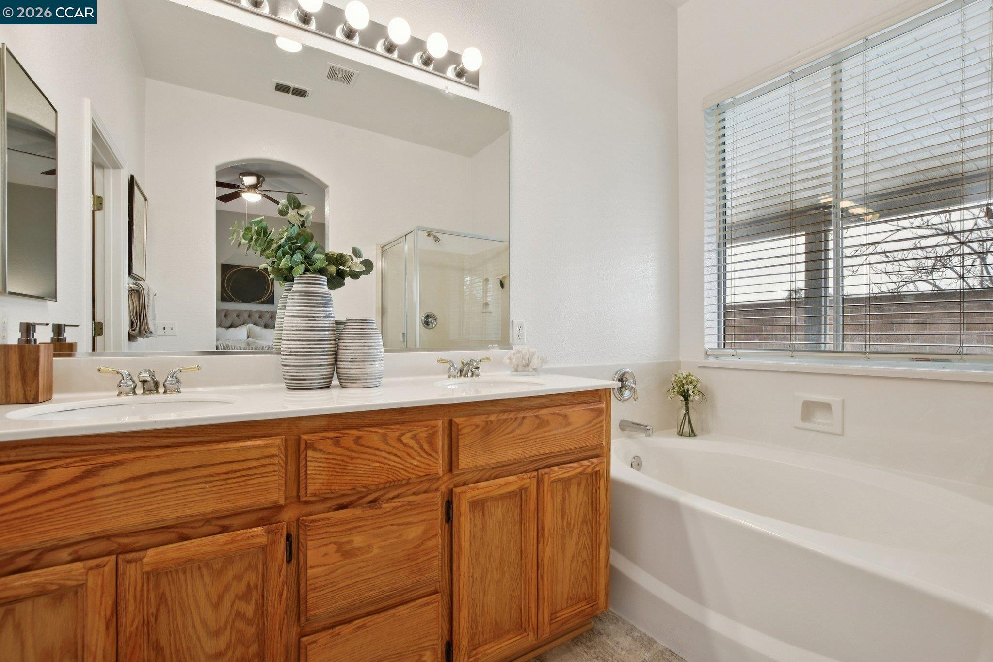 Detail Gallery Image 17 of 27 For 206 Oxburough Dr, Folsom,  CA 95630 - 3 Beds | 2 Baths