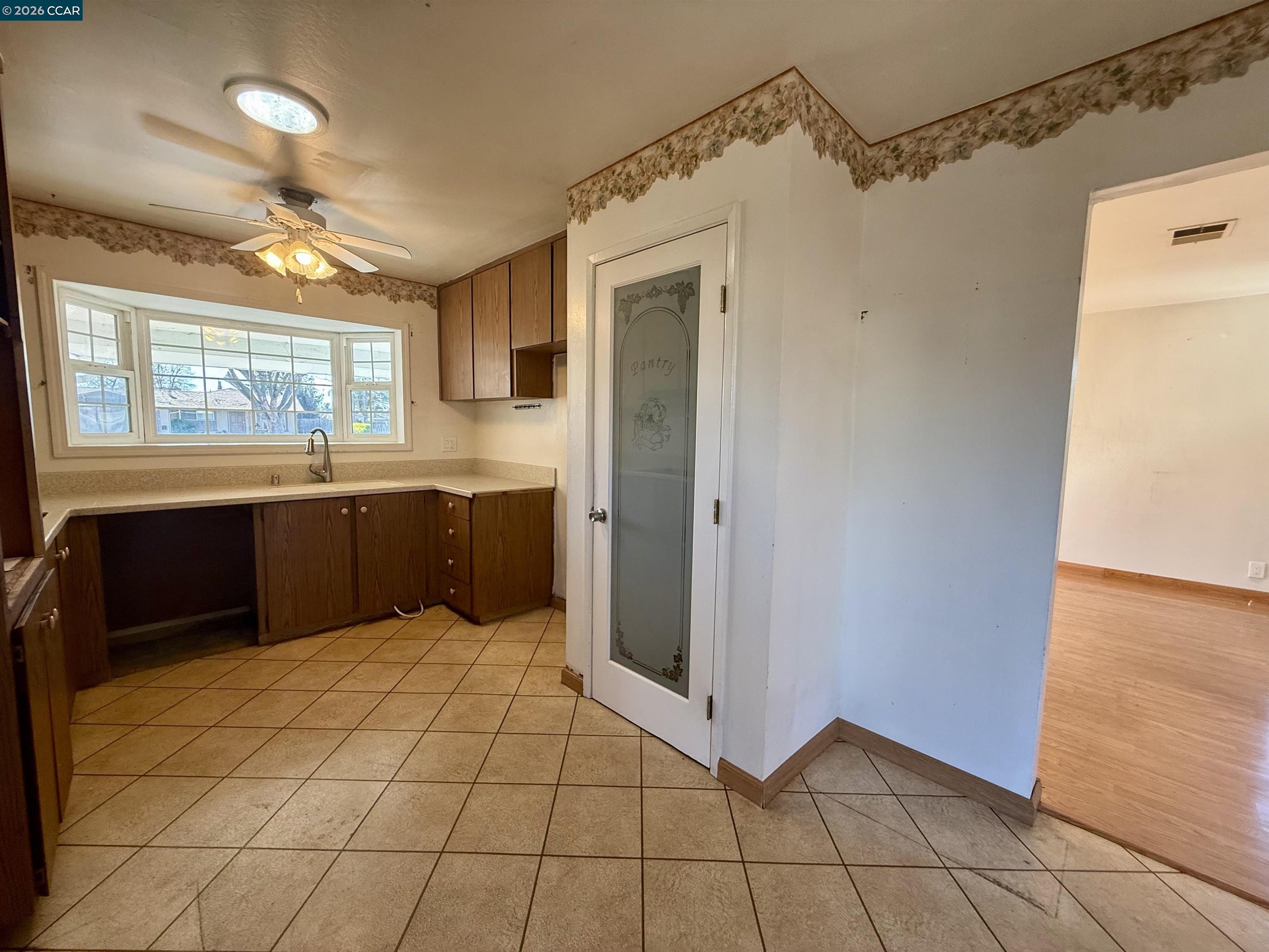 Detail Gallery Image 11 of 29 For 772 Largo Ct, Fairfield,  CA 94533 - 3 Beds | 2 Baths