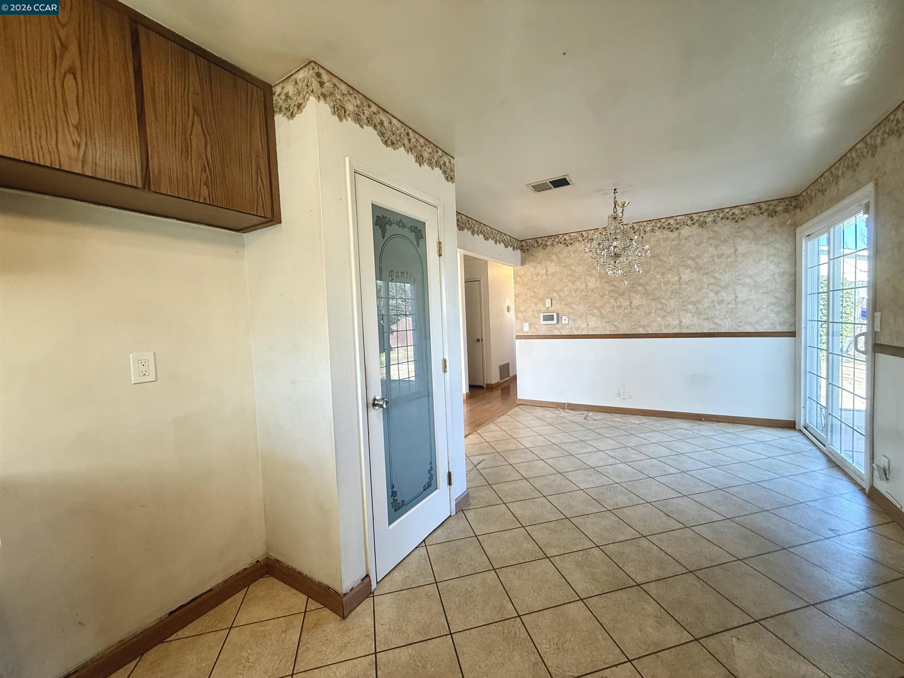 Detail Gallery Image 13 of 29 For 772 Largo Ct, Fairfield,  CA 94533 - 3 Beds | 2 Baths