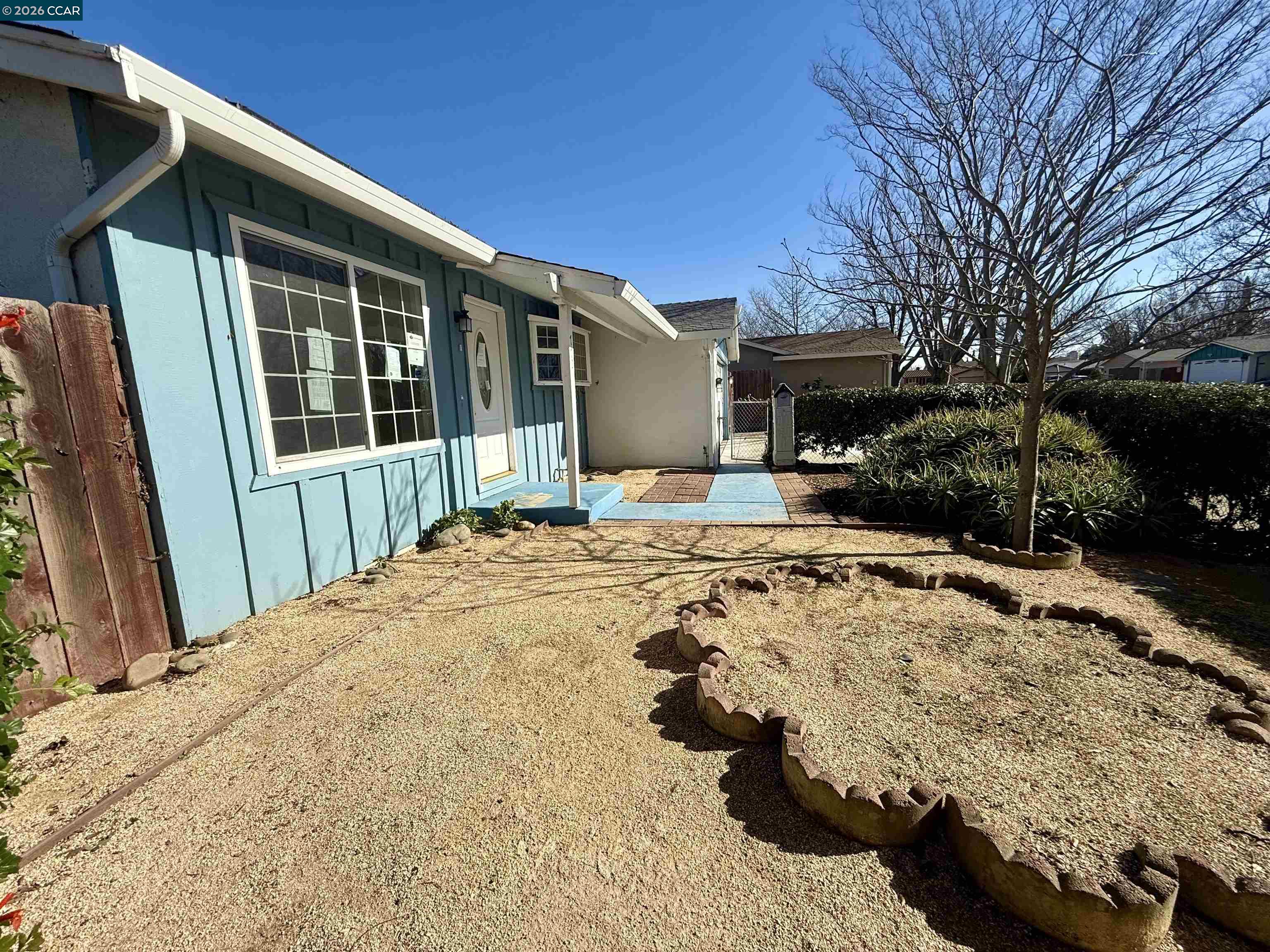 Detail Gallery Image 4 of 29 For 772 Largo Ct, Fairfield,  CA 94533 - 3 Beds | 2 Baths