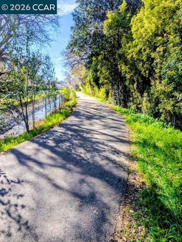 Detail Gallery Image 27 of 32 For 1844 Pomar Way, Walnut Creek,  CA 94598 - 2 Beds | 1/1 Baths
