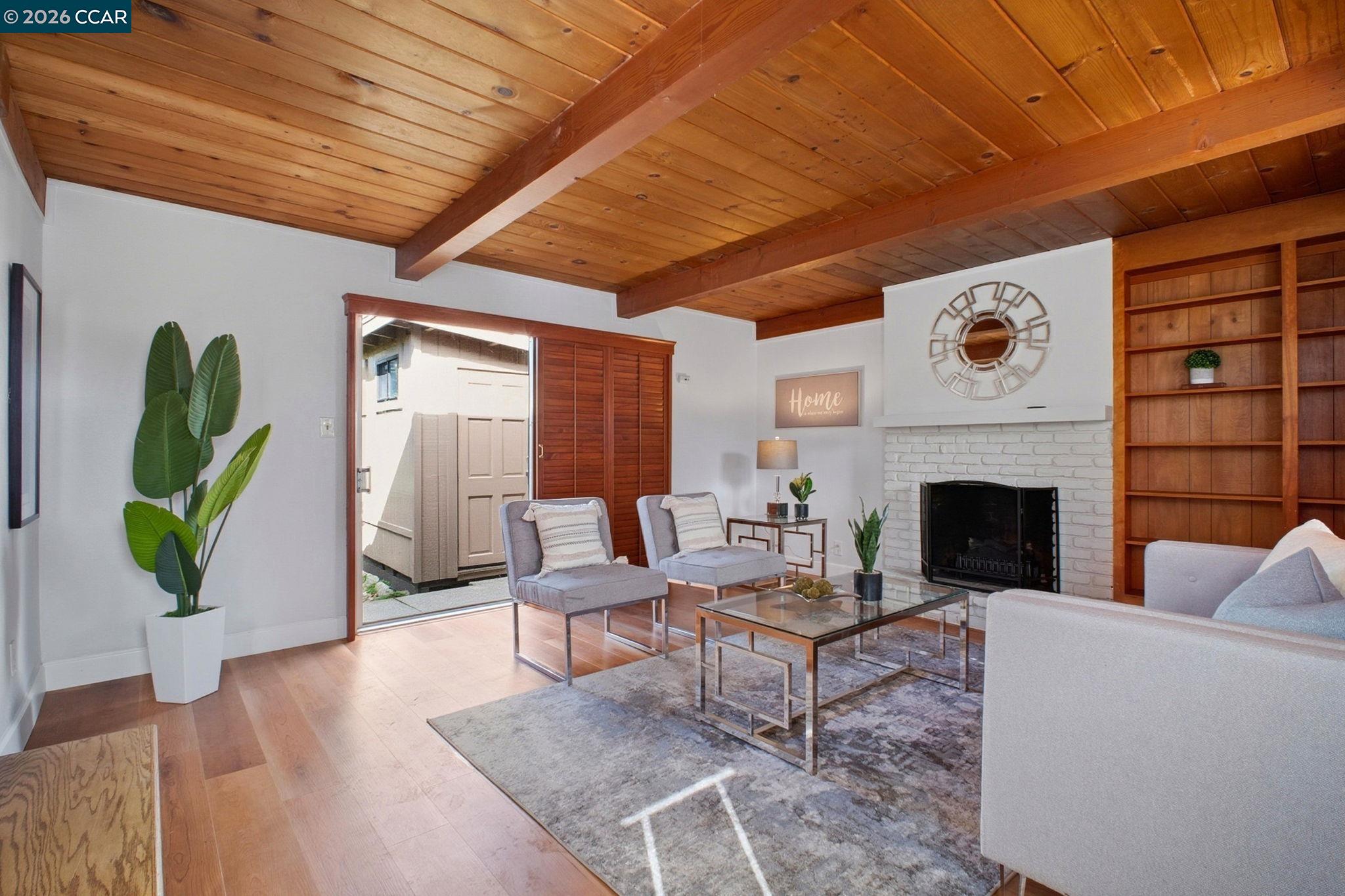 Detail Gallery Image 11 of 43 For 16132 via Catherine, San Lorenzo,  CA 94580 - 3 Beds | 2 Baths