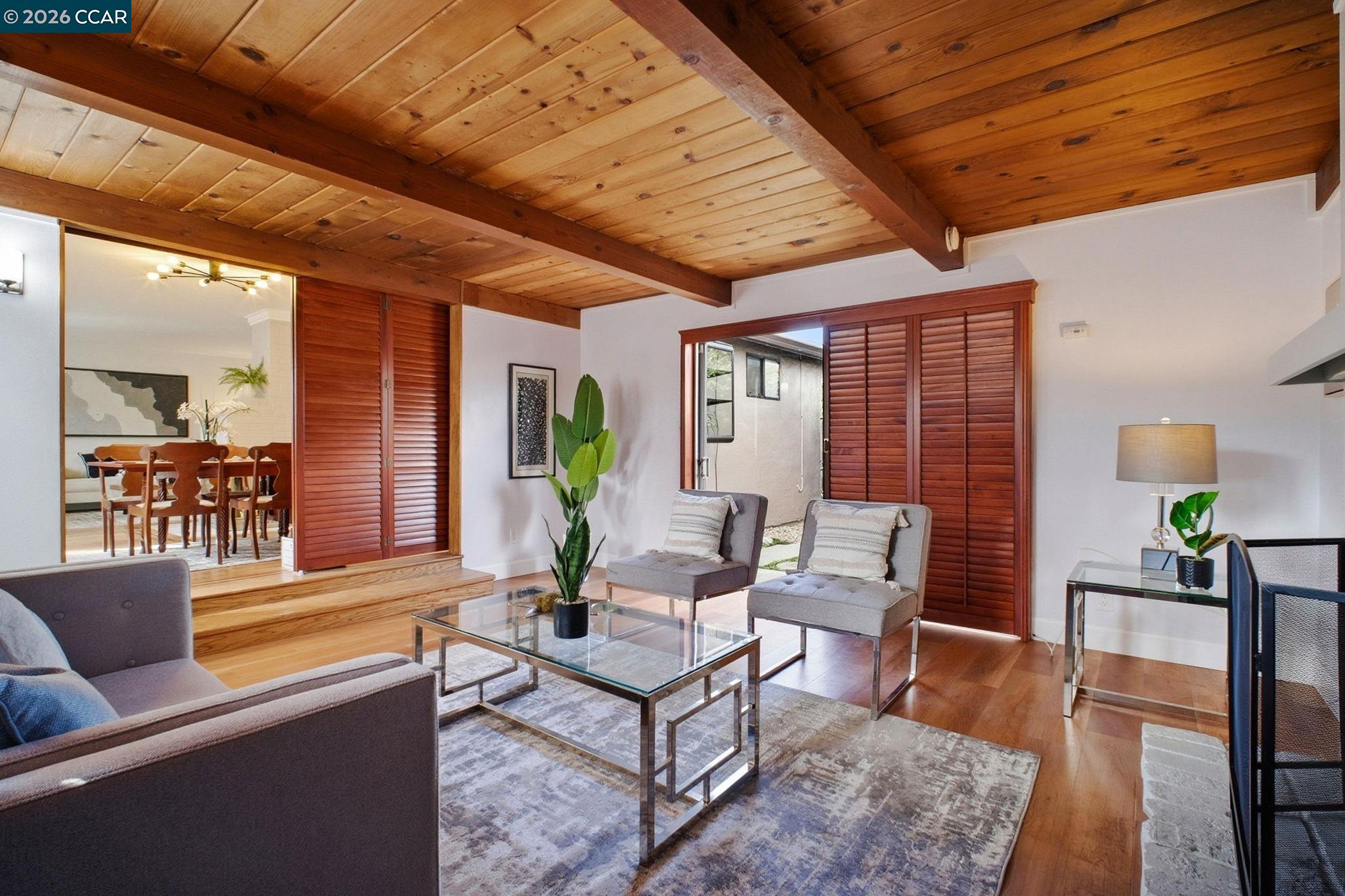 Detail Gallery Image 12 of 43 For 16132 via Catherine, San Lorenzo,  CA 94580 - 3 Beds | 2 Baths