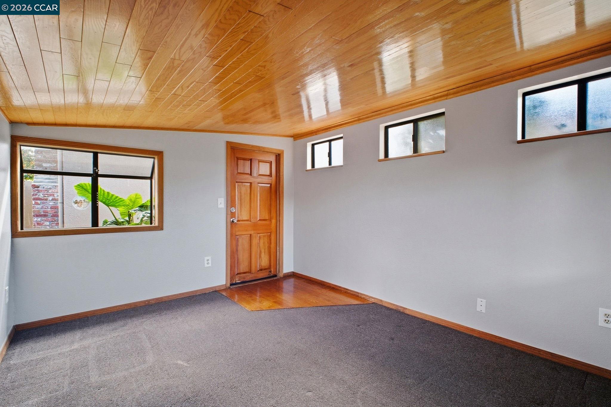 Detail Gallery Image 33 of 43 For 16132 via Catherine, San Lorenzo,  CA 94580 - 3 Beds | 2 Baths