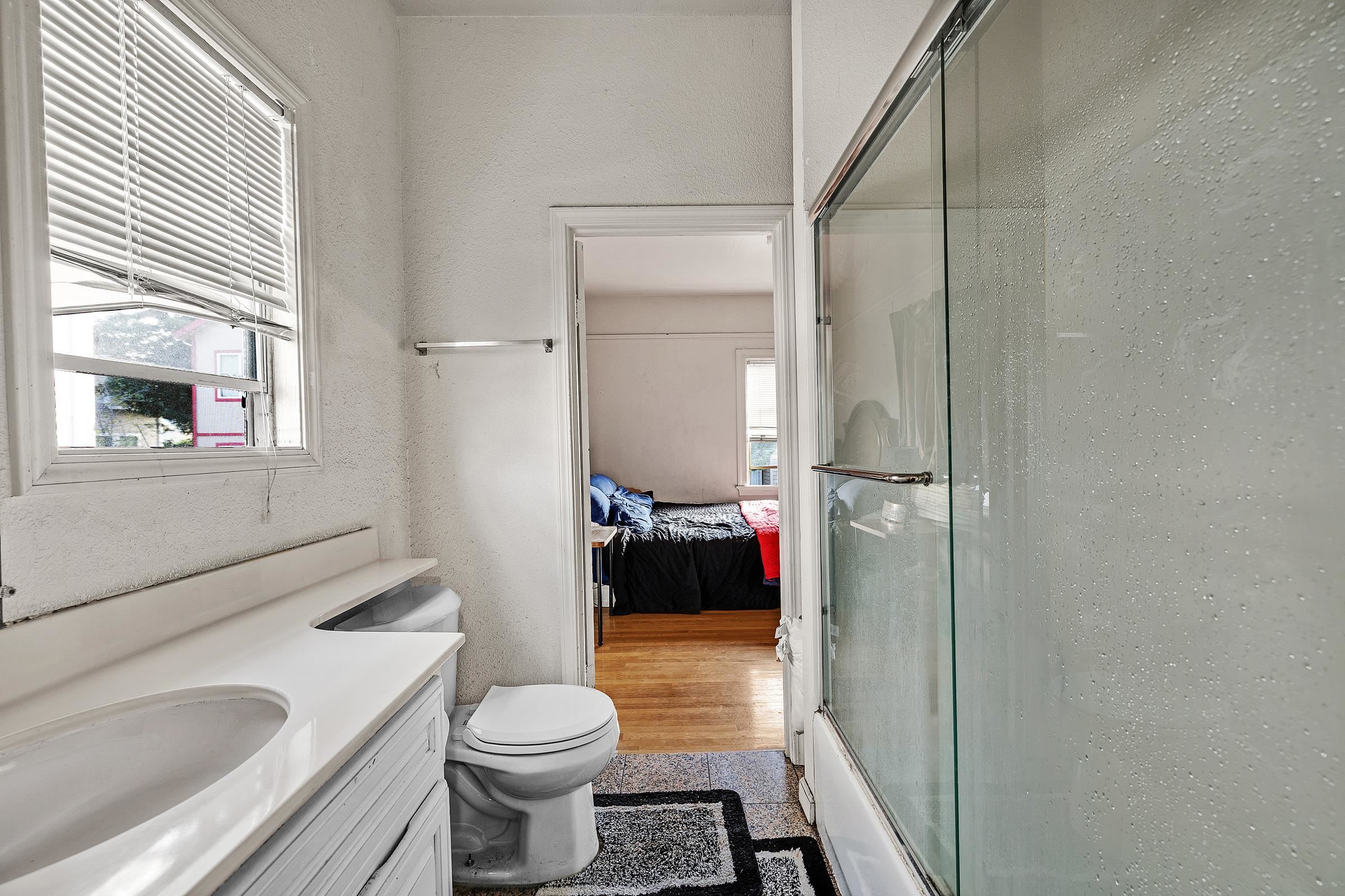 Detail Gallery Image 10 of 39 For 976 Park Street, Alameda,  CA 94501 - – Beds | – Baths