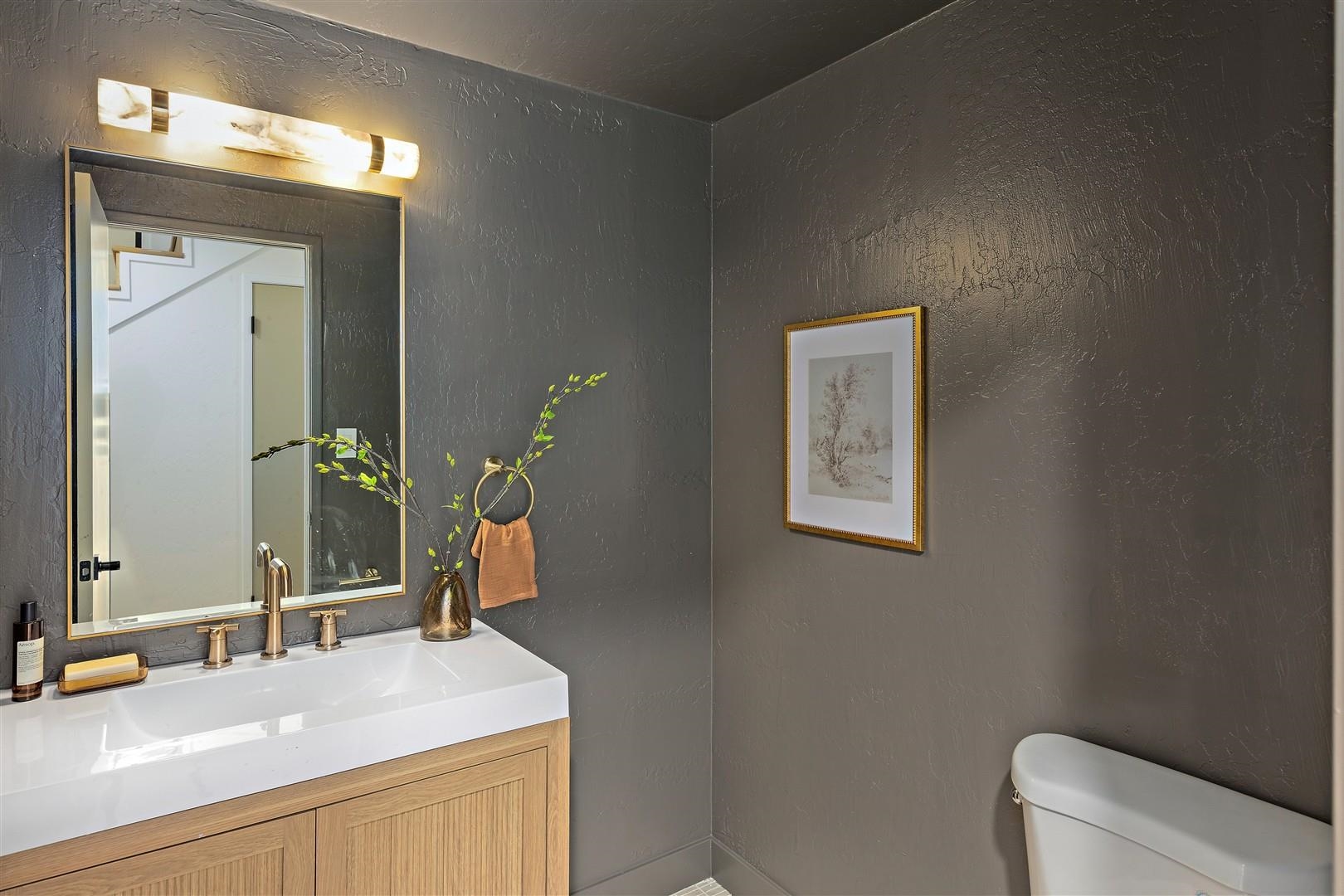 Detail Gallery Image 14 of 43 For 125 Larkwood Cir, Danville,  CA 94526 - 5 Beds | 2/1 Baths