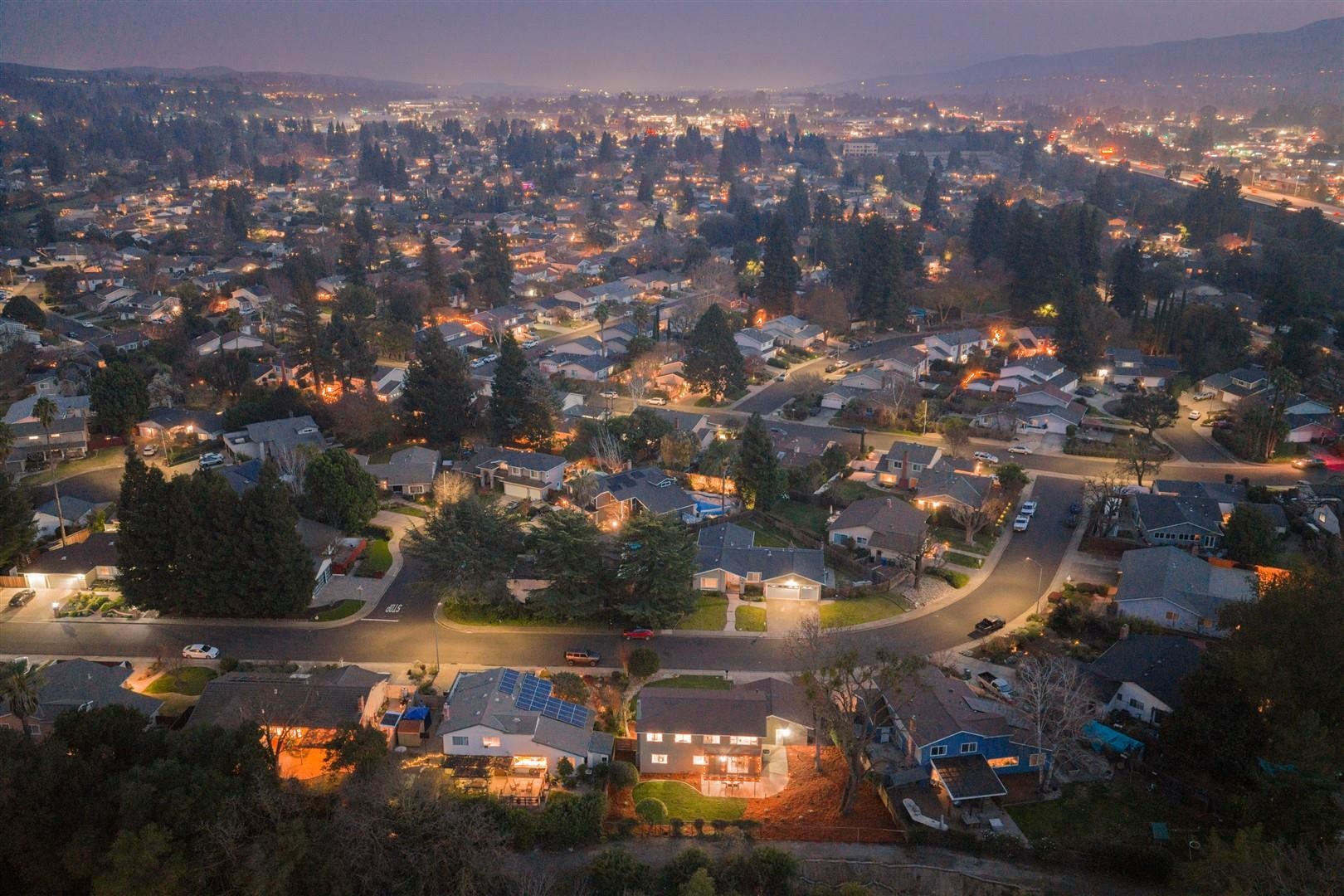 Detail Gallery Image 35 of 43 For 125 Larkwood Cir, Danville,  CA 94526 - 5 Beds | 2/1 Baths