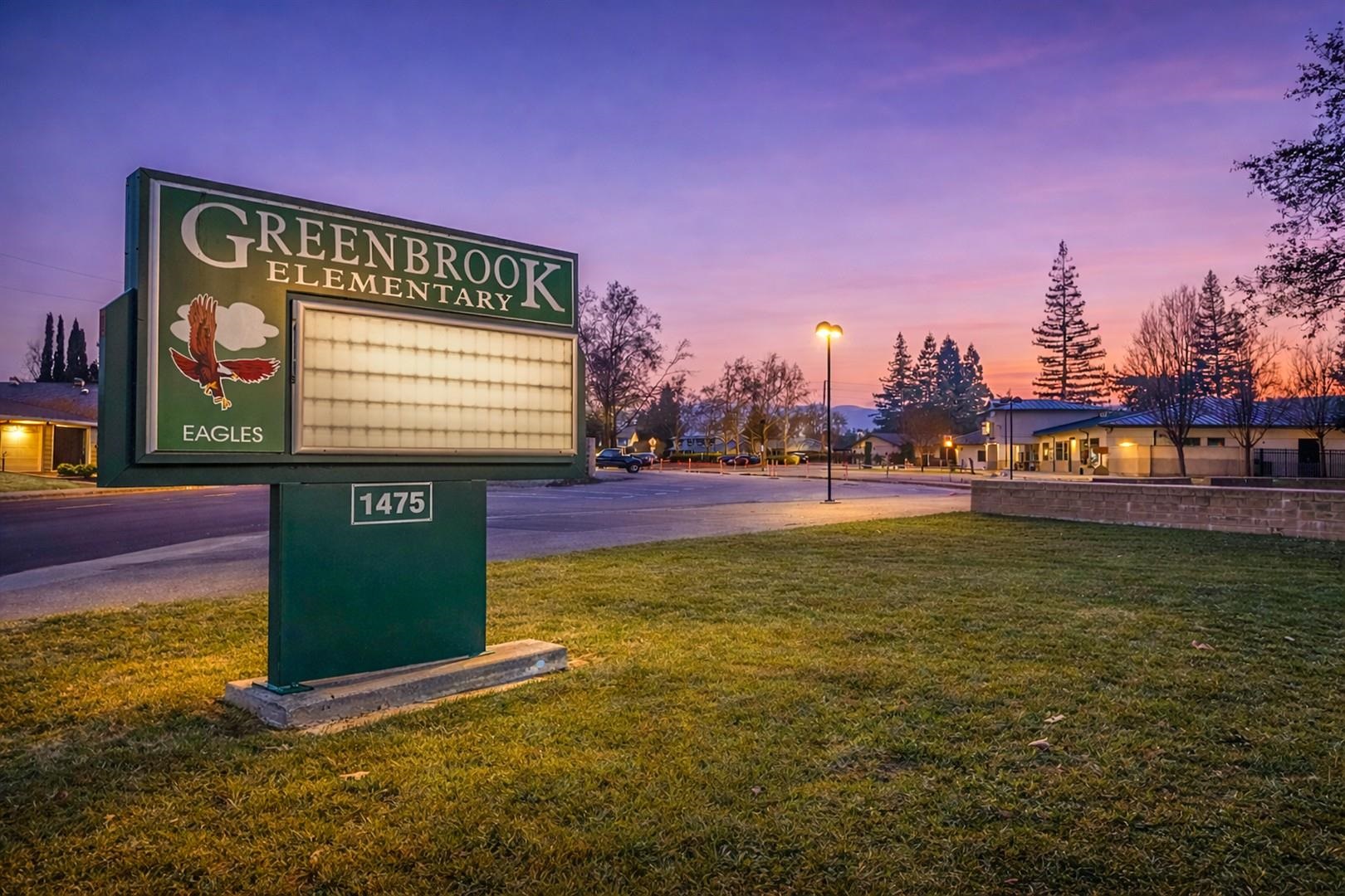 Detail Gallery Image 36 of 43 For 125 Larkwood Cir, Danville,  CA 94526 - 5 Beds | 2/1 Baths