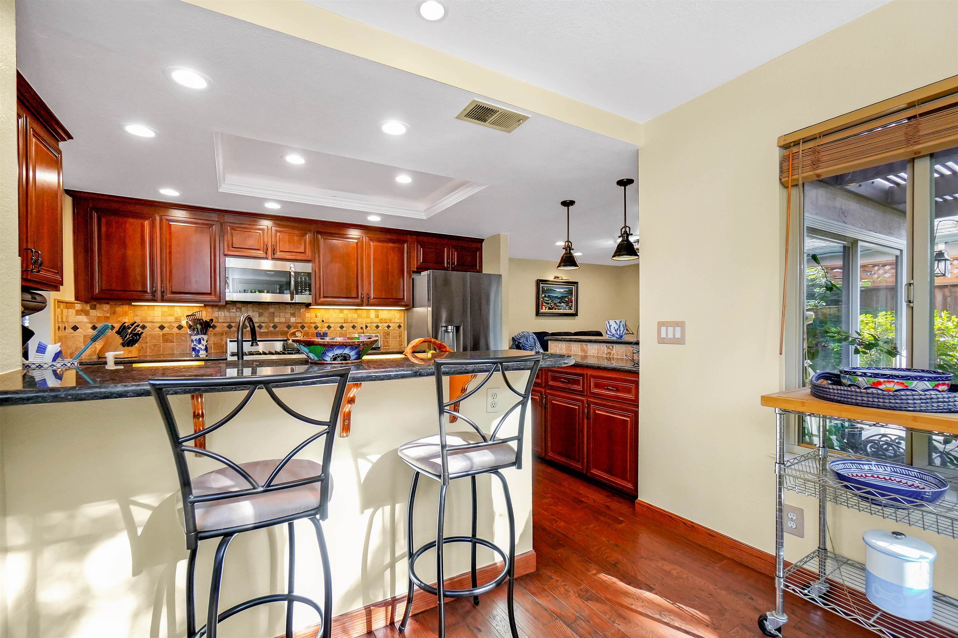 Detail Gallery Image 18 of 57 For 3699 Greenhills Avenue, Castro Valley,  CA 94546 - 4 Beds | 3 Baths