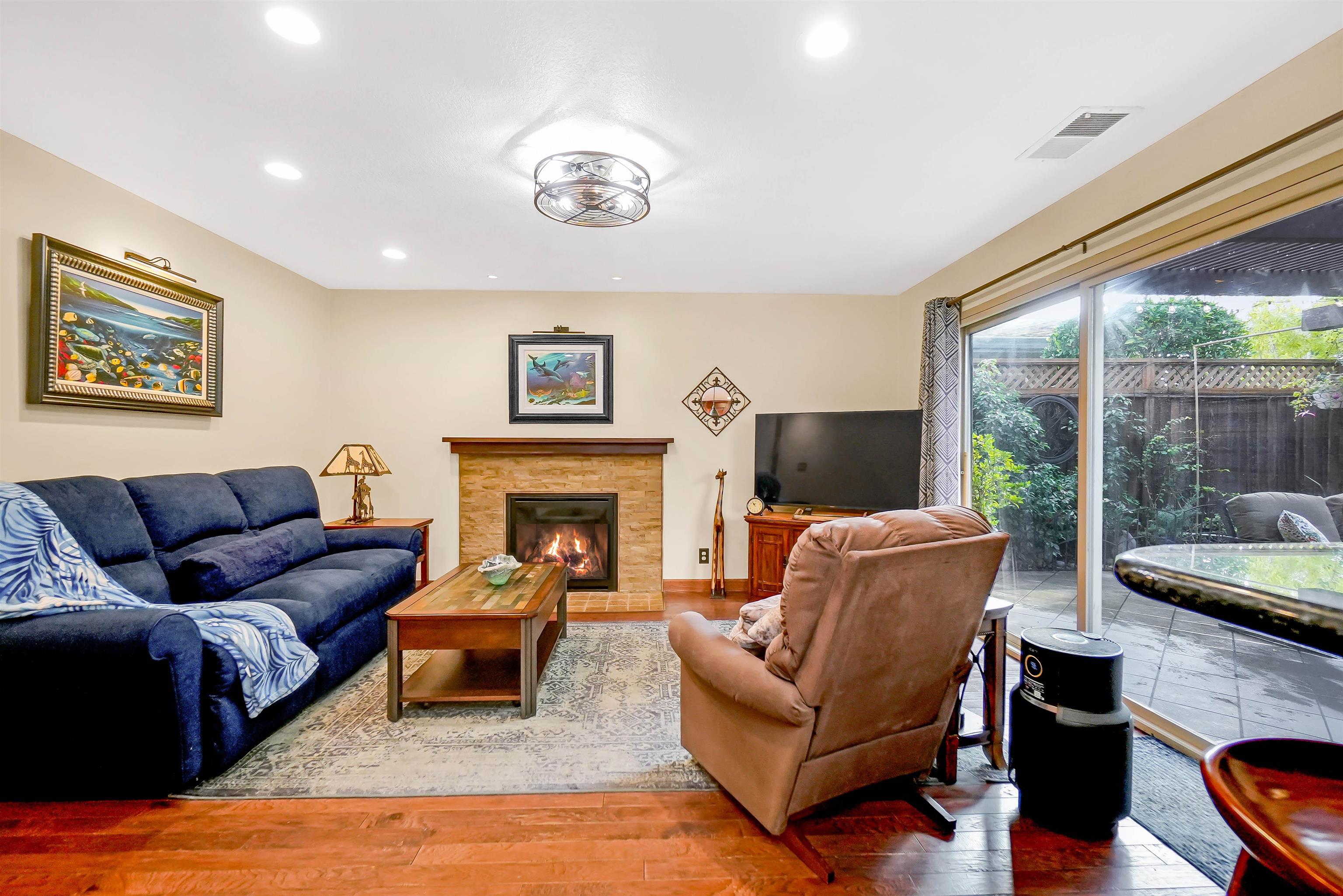 Detail Gallery Image 20 of 57 For 3699 Greenhills Avenue, Castro Valley,  CA 94546 - 4 Beds | 3 Baths