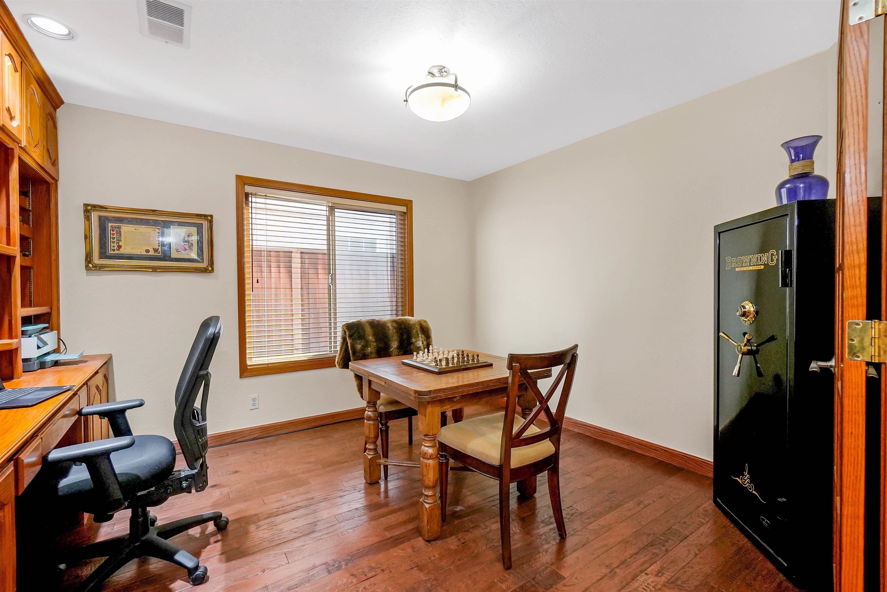 Detail Gallery Image 25 of 57 For 3699 Greenhills Avenue, Castro Valley,  CA 94546 - 4 Beds | 3 Baths