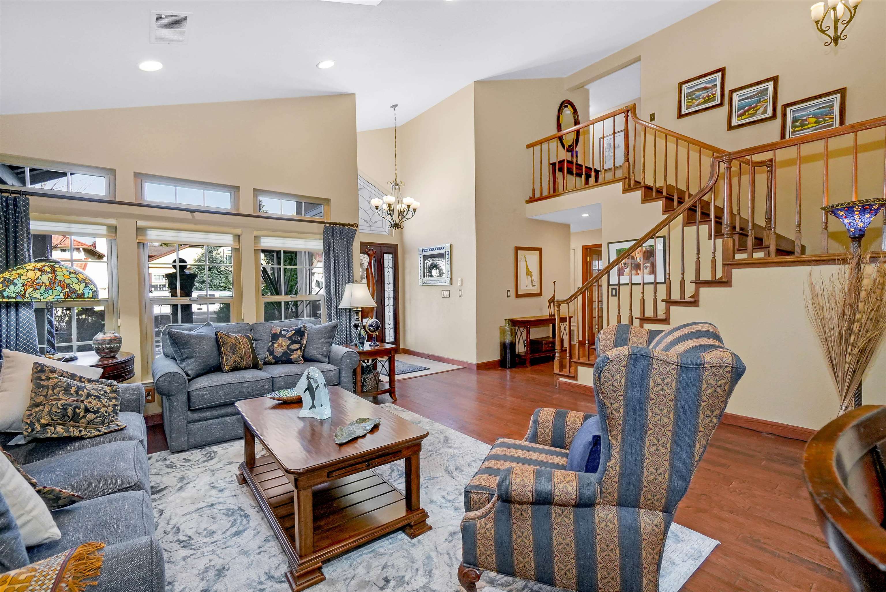 Detail Gallery Image 8 of 57 For 3699 Greenhills Avenue, Castro Valley,  CA 94546 - 4 Beds | 3 Baths