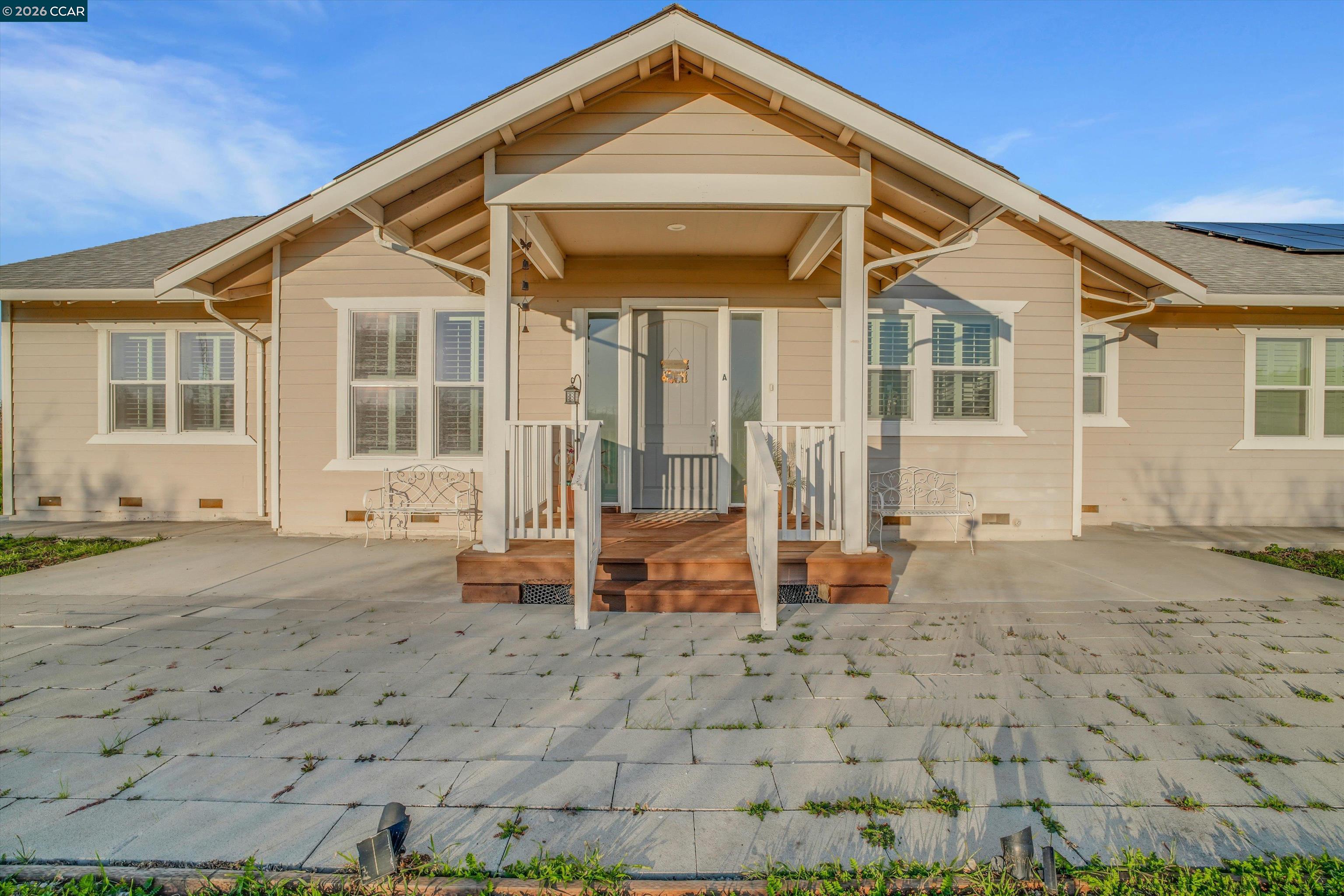 Detail Gallery Image 7 of 45 For 7760 Byron Hwy, Byron,  CA 94514 - 3 Beds | 3 Baths