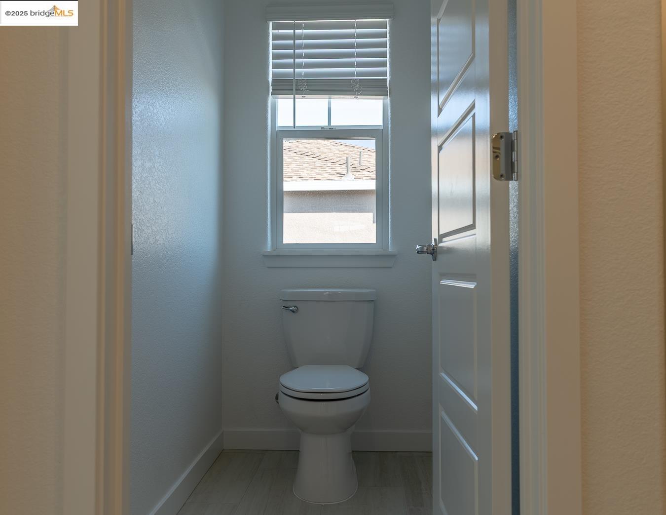 Detail Gallery Image 23 of 42 For 3596 Kona Kai Way, Sacramento,  CA 95835 - 4 Beds | 3 Baths