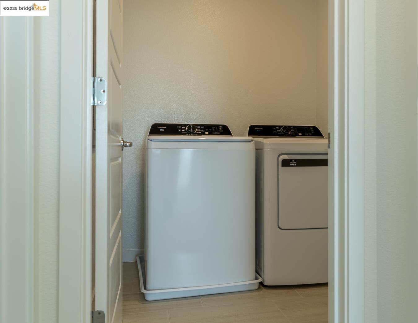 Detail Gallery Image 36 of 42 For 3596 Kona Kai Way, Sacramento,  CA 95835 - 4 Beds | 3 Baths