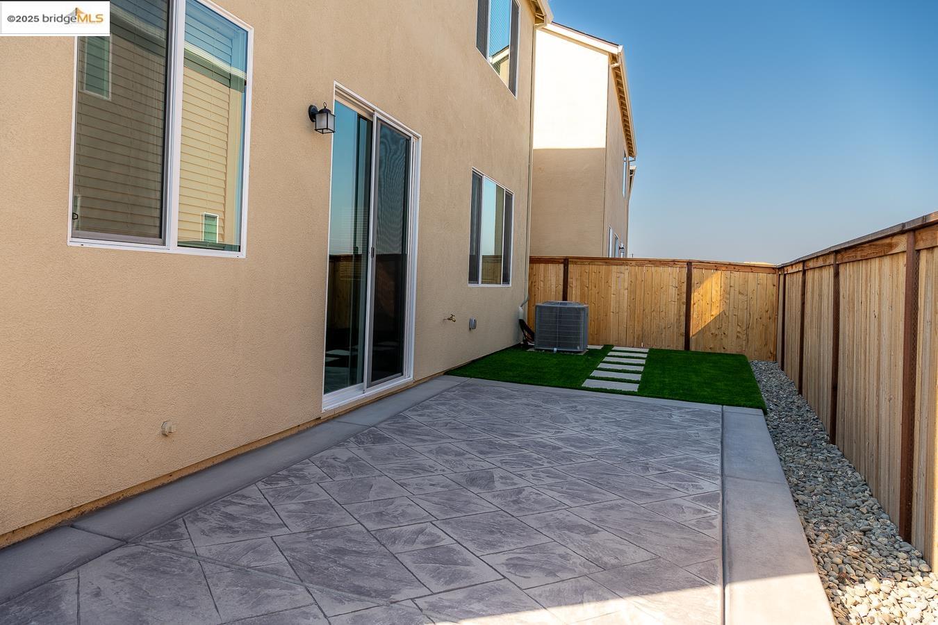 Detail Gallery Image 39 of 42 For 3596 Kona Kai Way, Sacramento,  CA 95835 - 4 Beds | 3 Baths