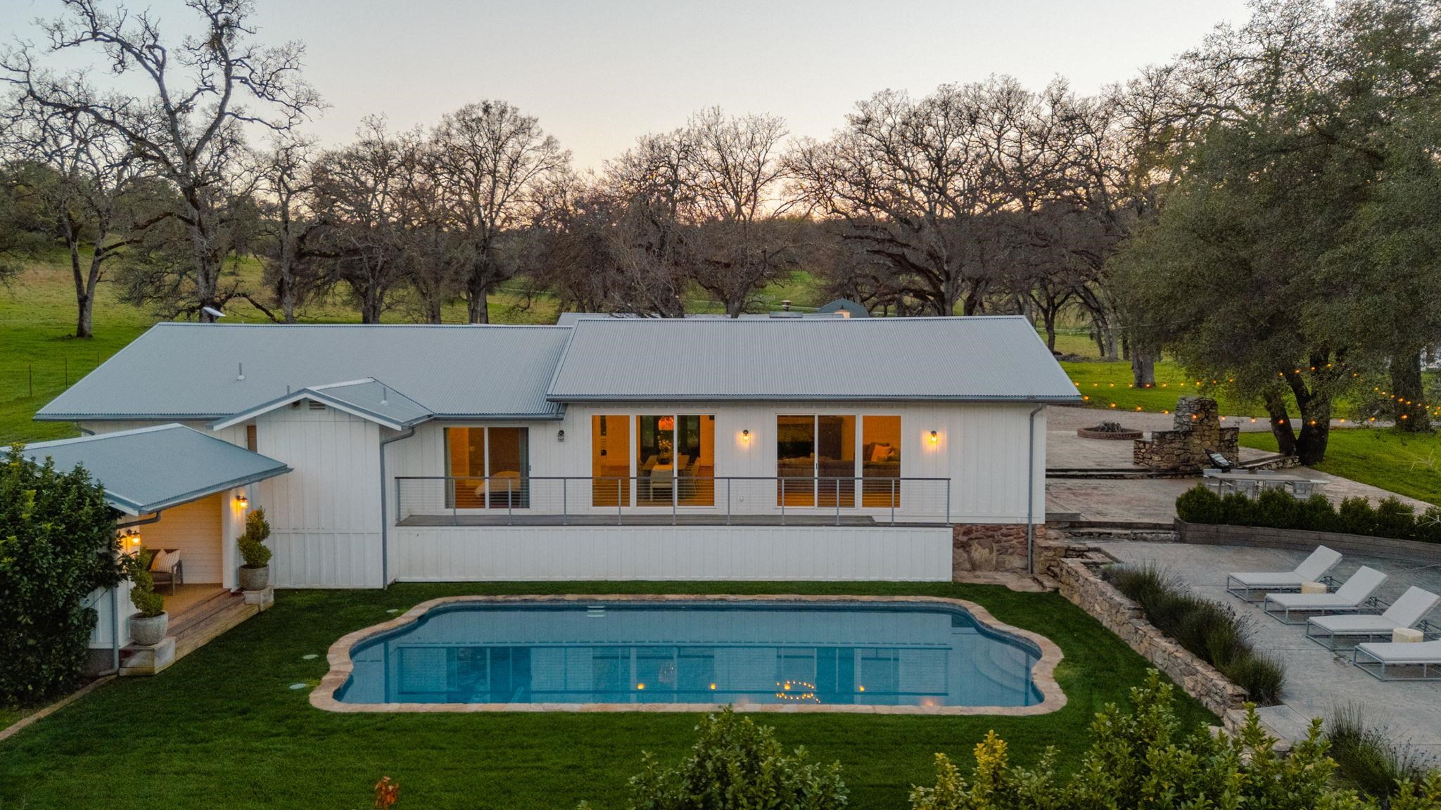 Detail Gallery Image 4 of 57 For 514 Appaloosa Way, Angels Camp,  CA 95222 - 4 Beds | 4 Baths