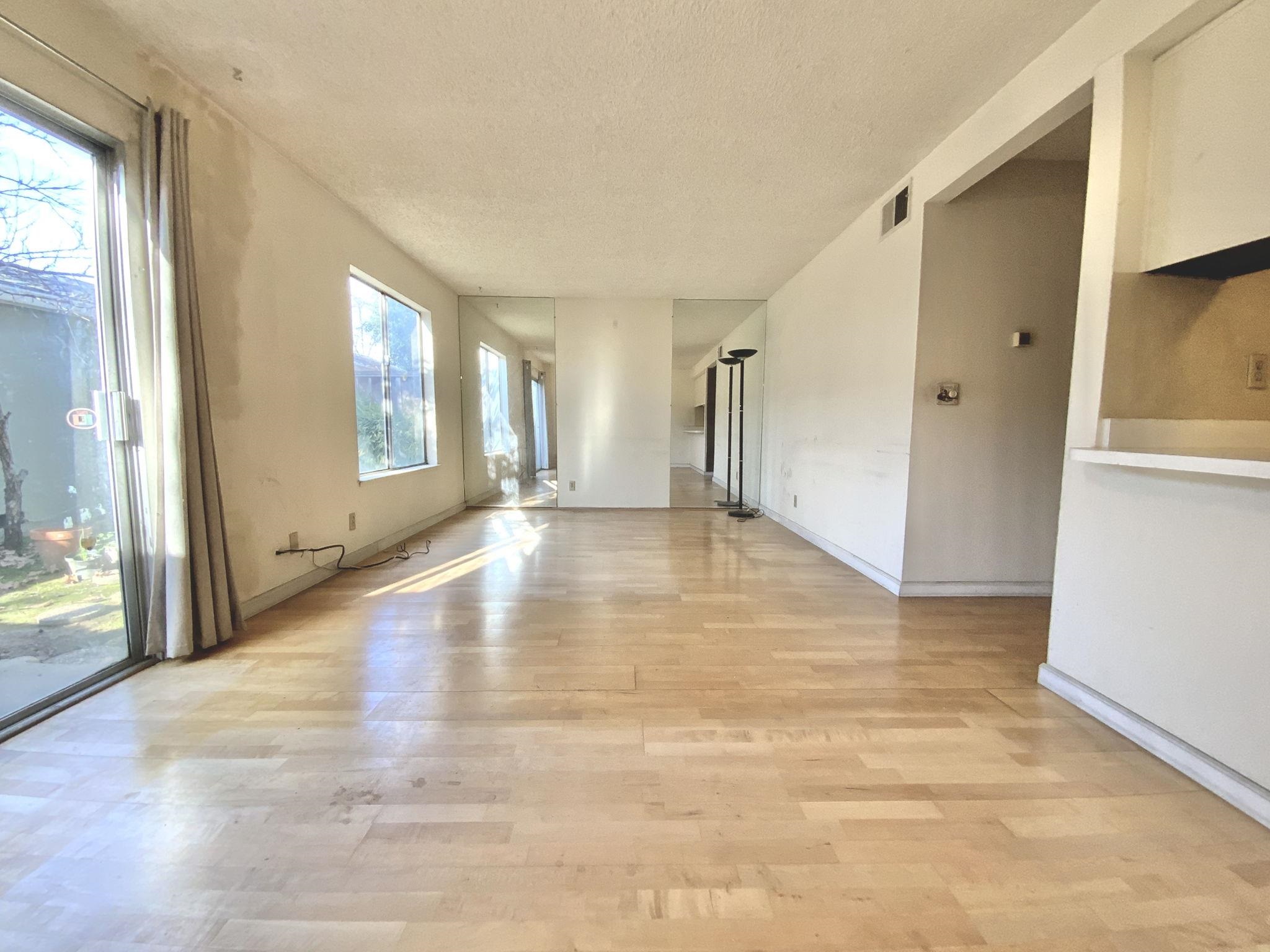 Detail Gallery Image 11 of 32 For 1135 Pandolfi Pl, San Jose,  CA 95131 - 4 Beds | 1/1 Baths