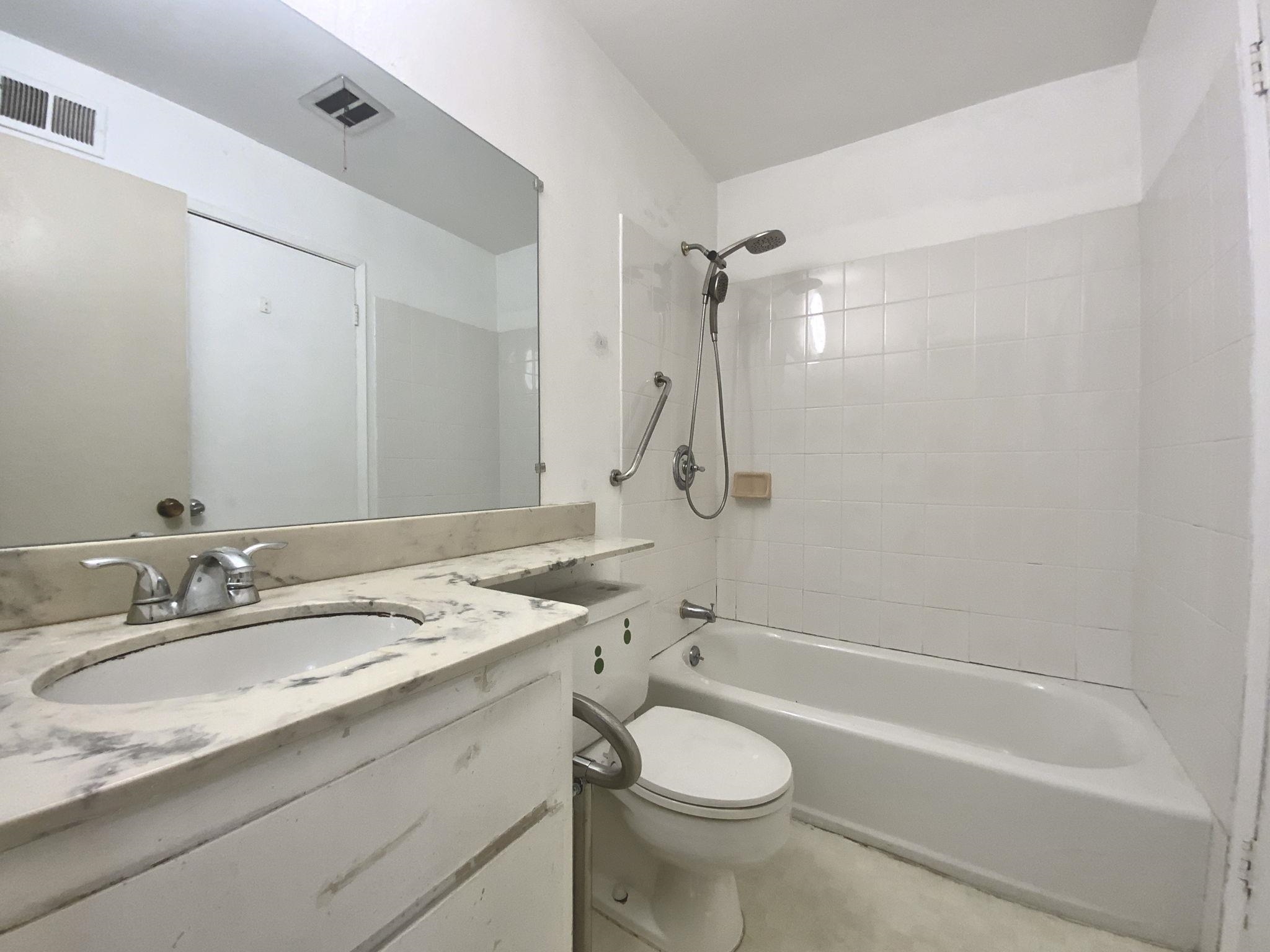 Detail Gallery Image 13 of 32 For 1135 Pandolfi Pl, San Jose,  CA 95131 - 4 Beds | 1/1 Baths