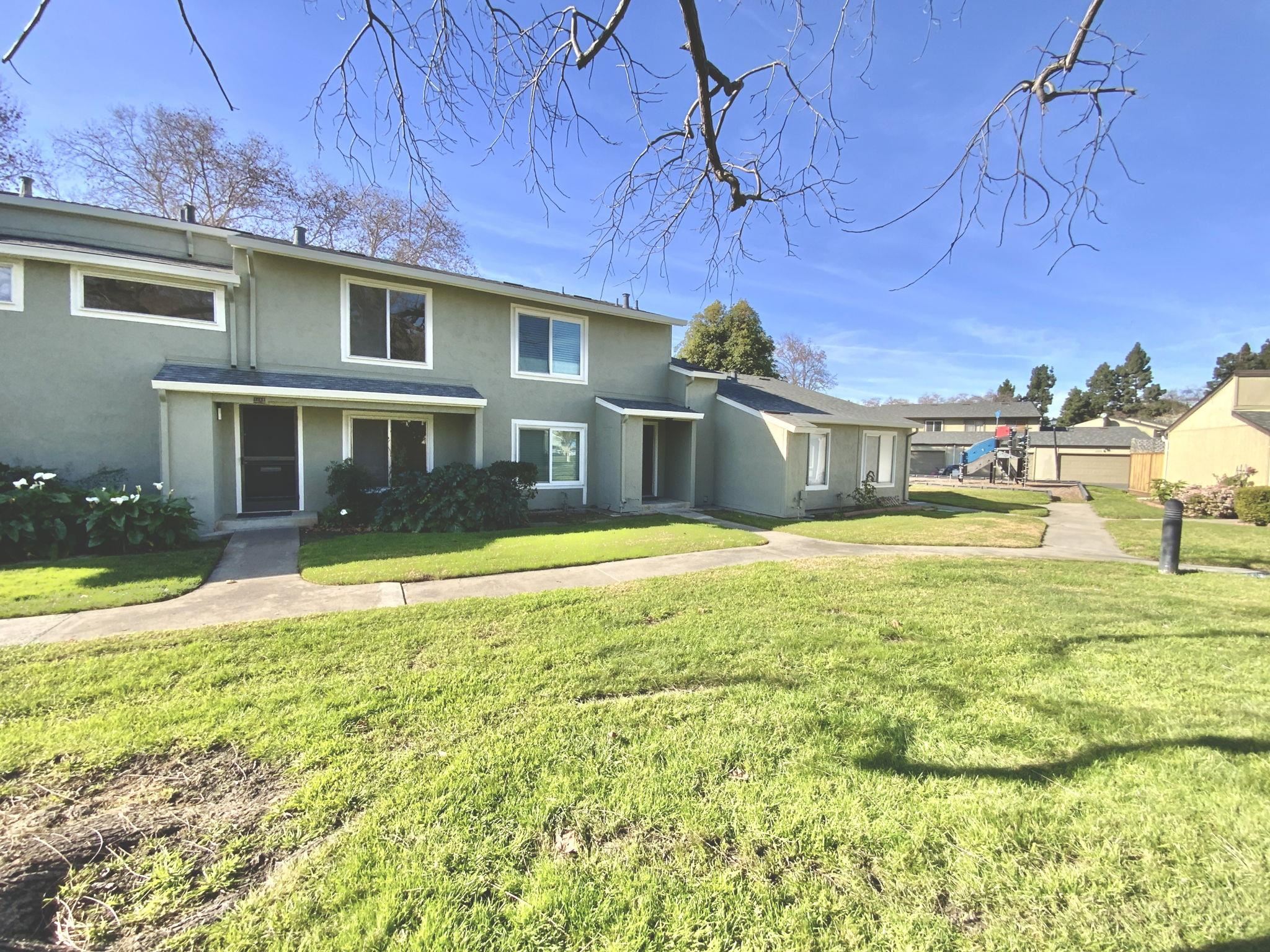 Detail Gallery Image 4 of 32 For 1135 Pandolfi Pl, San Jose,  CA 95131 - 4 Beds | 1/1 Baths