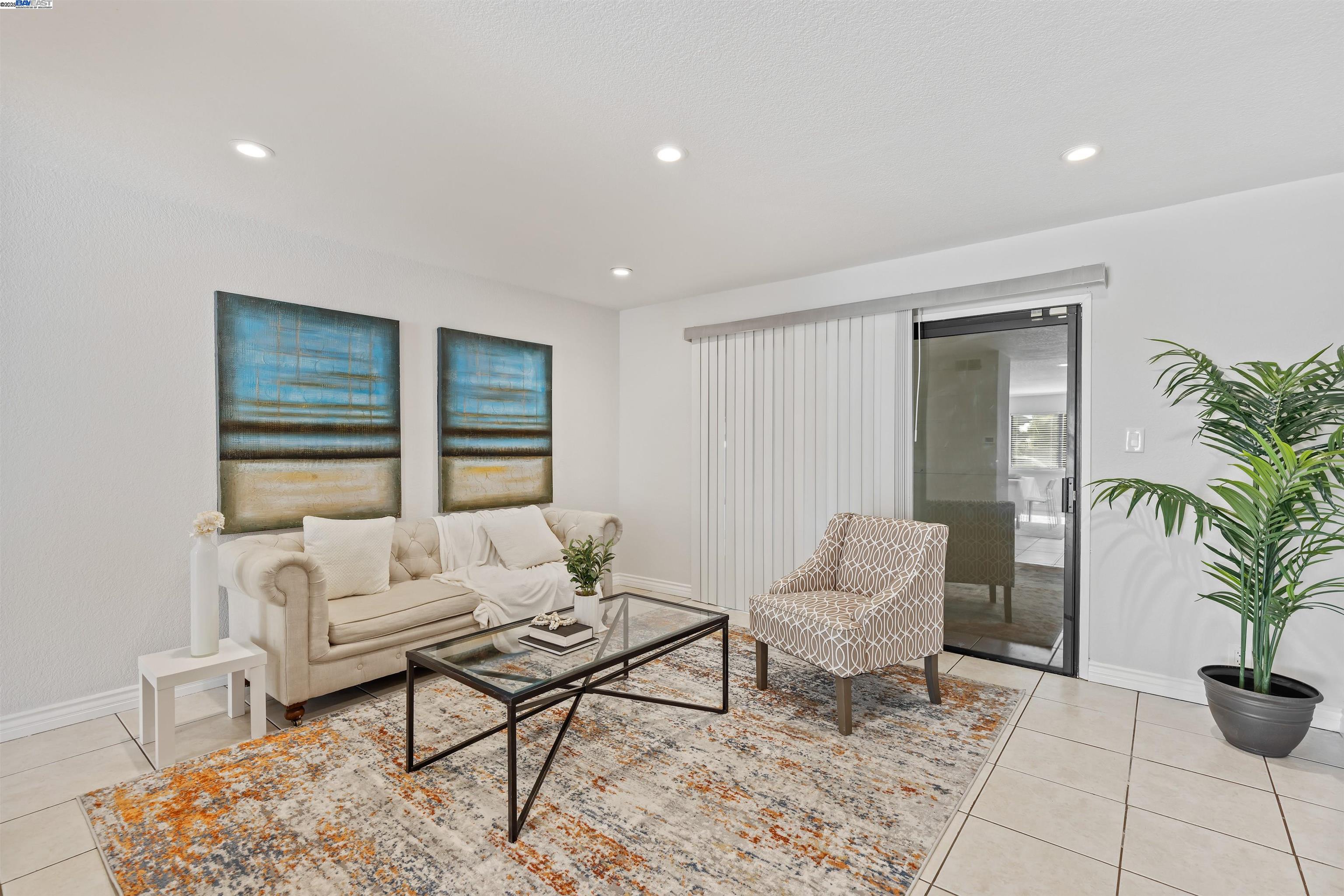 Detail Gallery Image 11 of 25 For 33528 13th Street, Union City,  CA 94587 - 3 Beds | 2 Baths