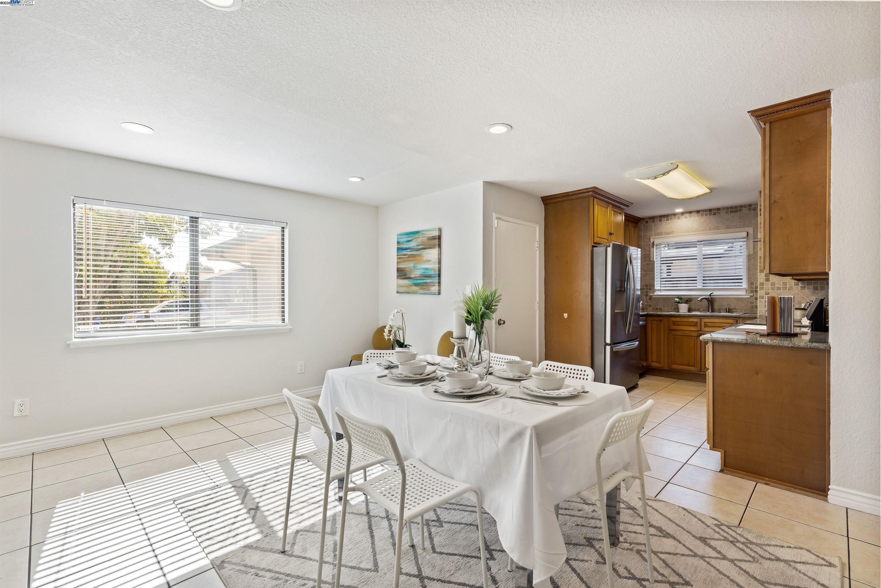 Detail Gallery Image 8 of 25 For 33528 13th Street, Union City,  CA 94587 - 3 Beds | 2 Baths