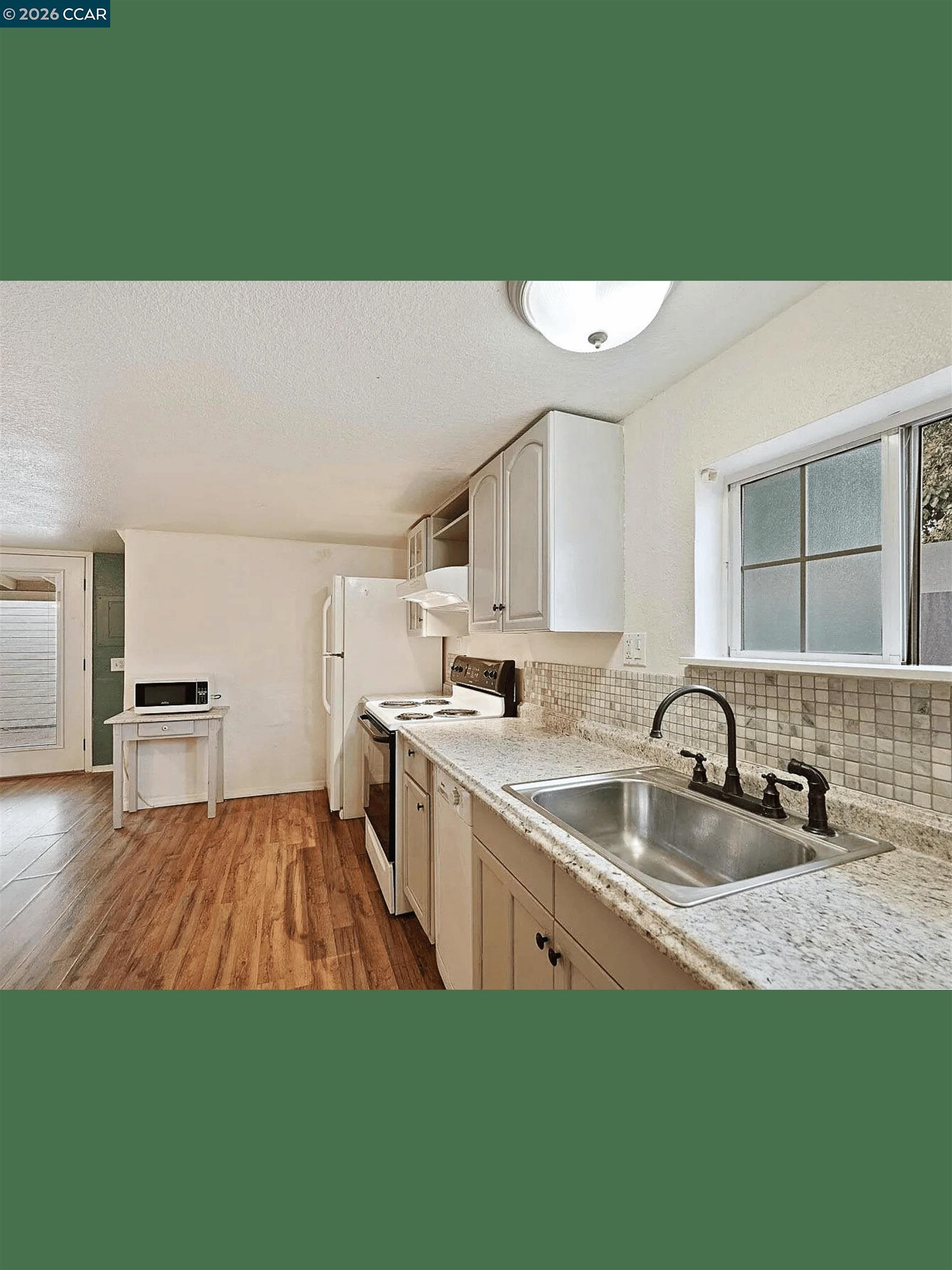 Detail Gallery Image 5 of 6 For 511 E 1/2 Locust St, Lodi,  CA 95240 - 1 Beds | 1 Baths