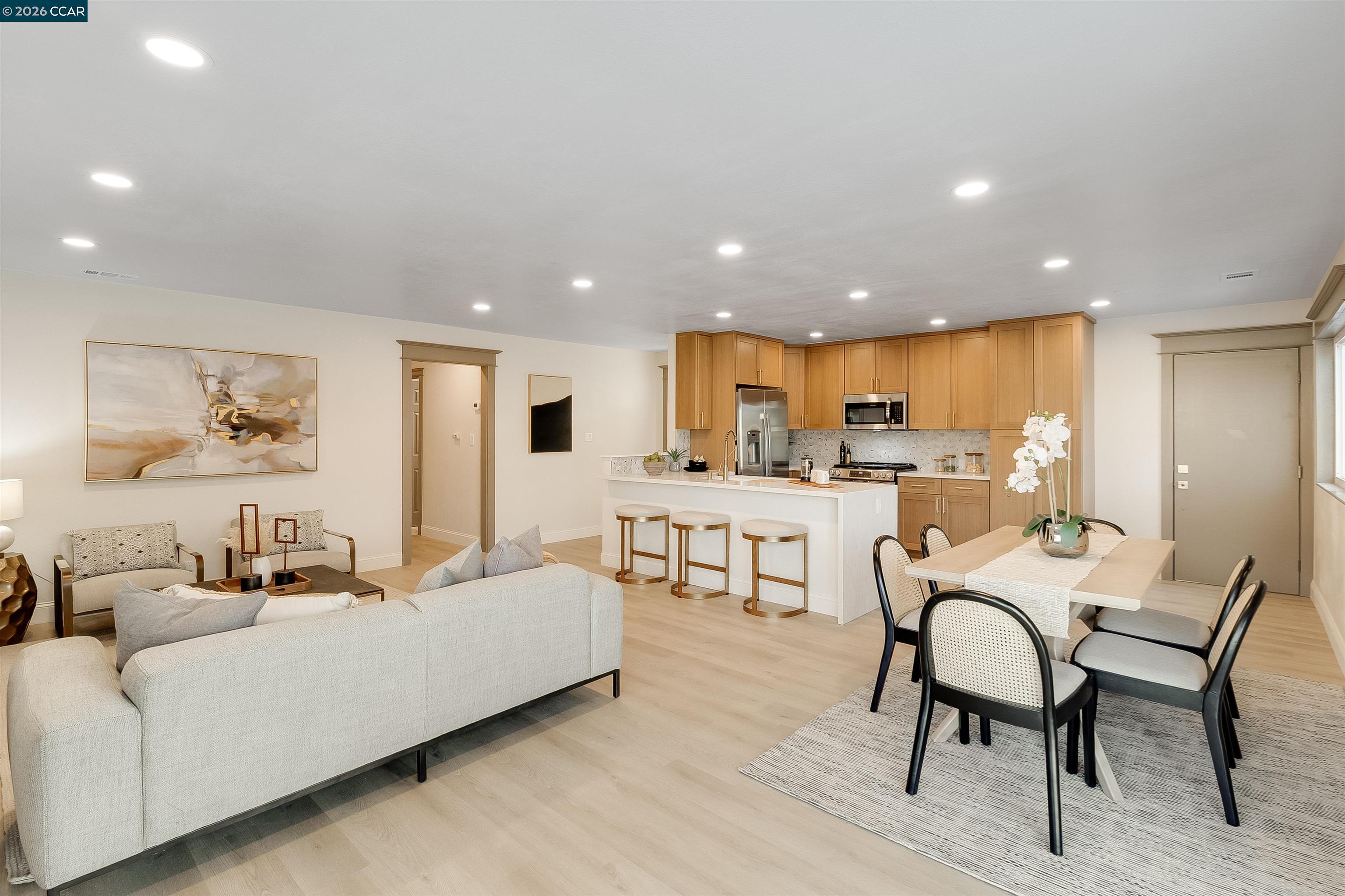 Detail Gallery Image 8 of 40 For 1642 Balboa Ct, Pleasant Hill,  CA 94523 - 3 Beds | 2 Baths