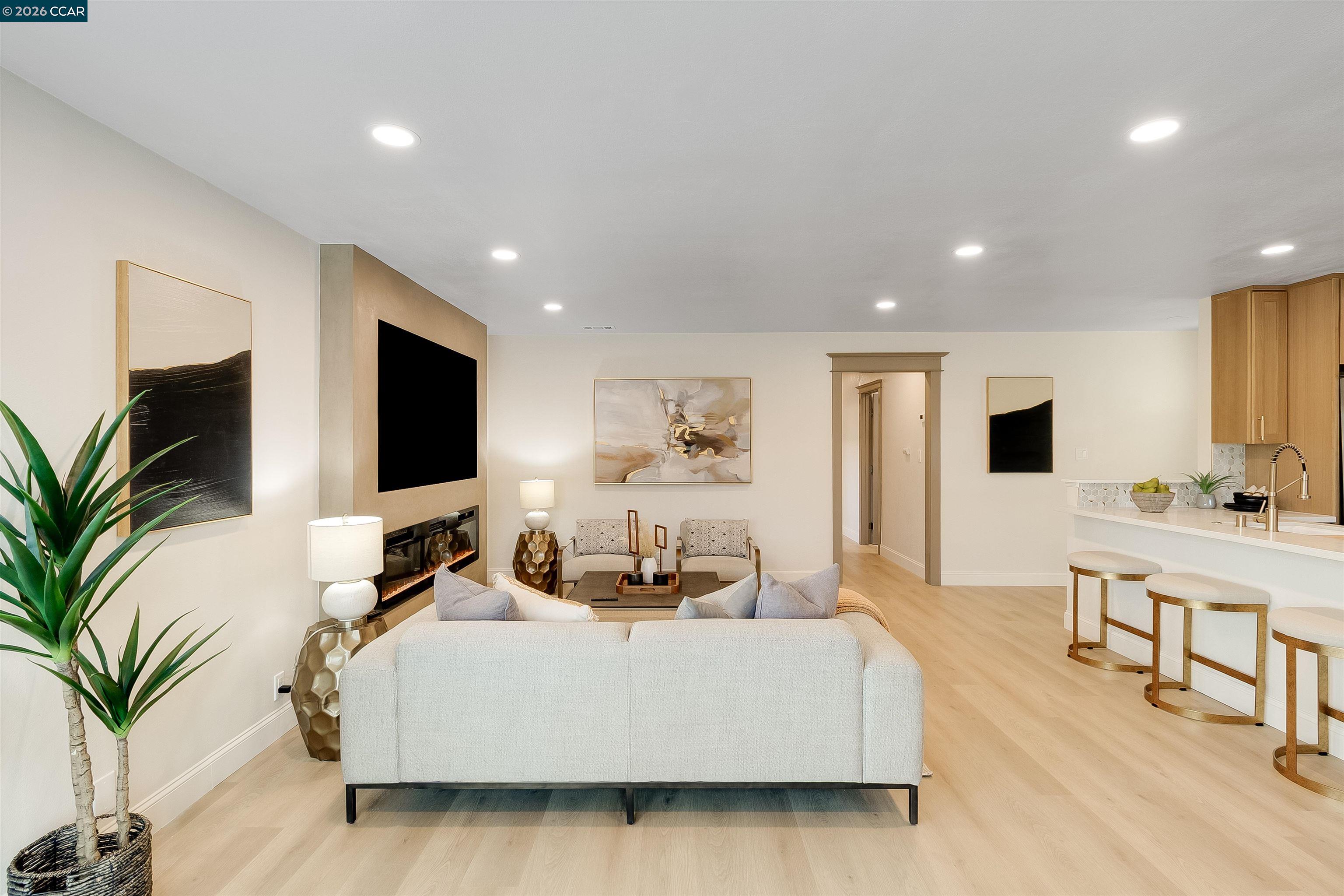 Detail Gallery Image 9 of 40 For 1642 Balboa Ct, Pleasant Hill,  CA 94523 - 3 Beds | 2 Baths