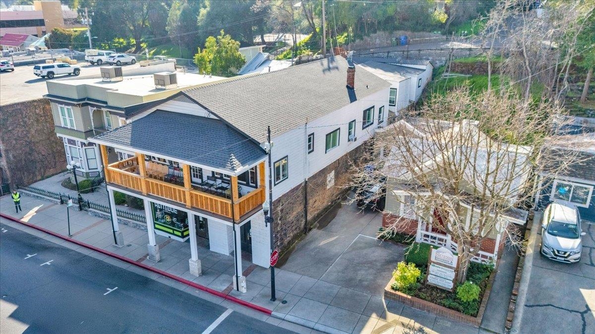 Detail Gallery Image 4 of 19 For 134 N Washington St, Sonora,  CA 95370 - – Beds | – Baths