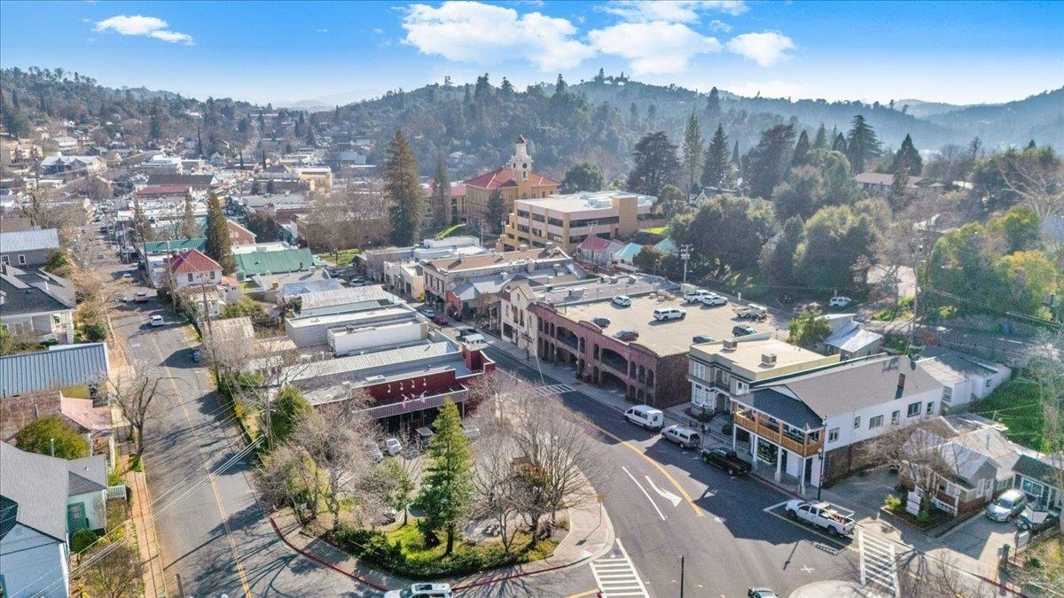 Detail Gallery Image 7 of 19 For 134 N Washington St, Sonora,  CA 95370 - – Beds | – Baths