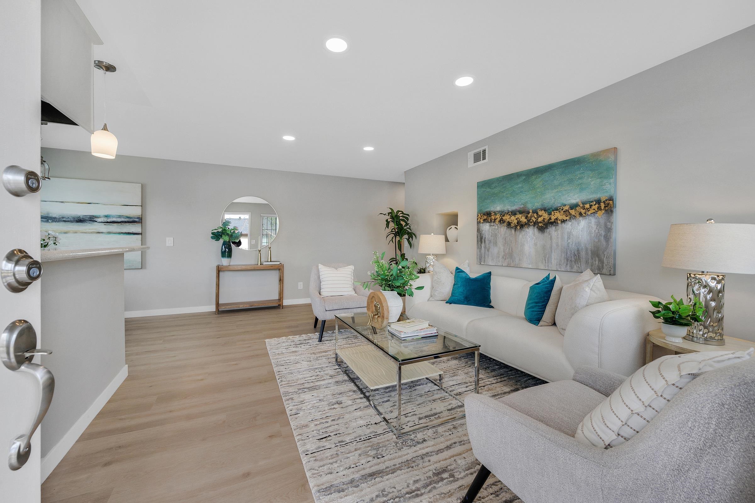 Photo #1: 41122927 Listing: Photo #1