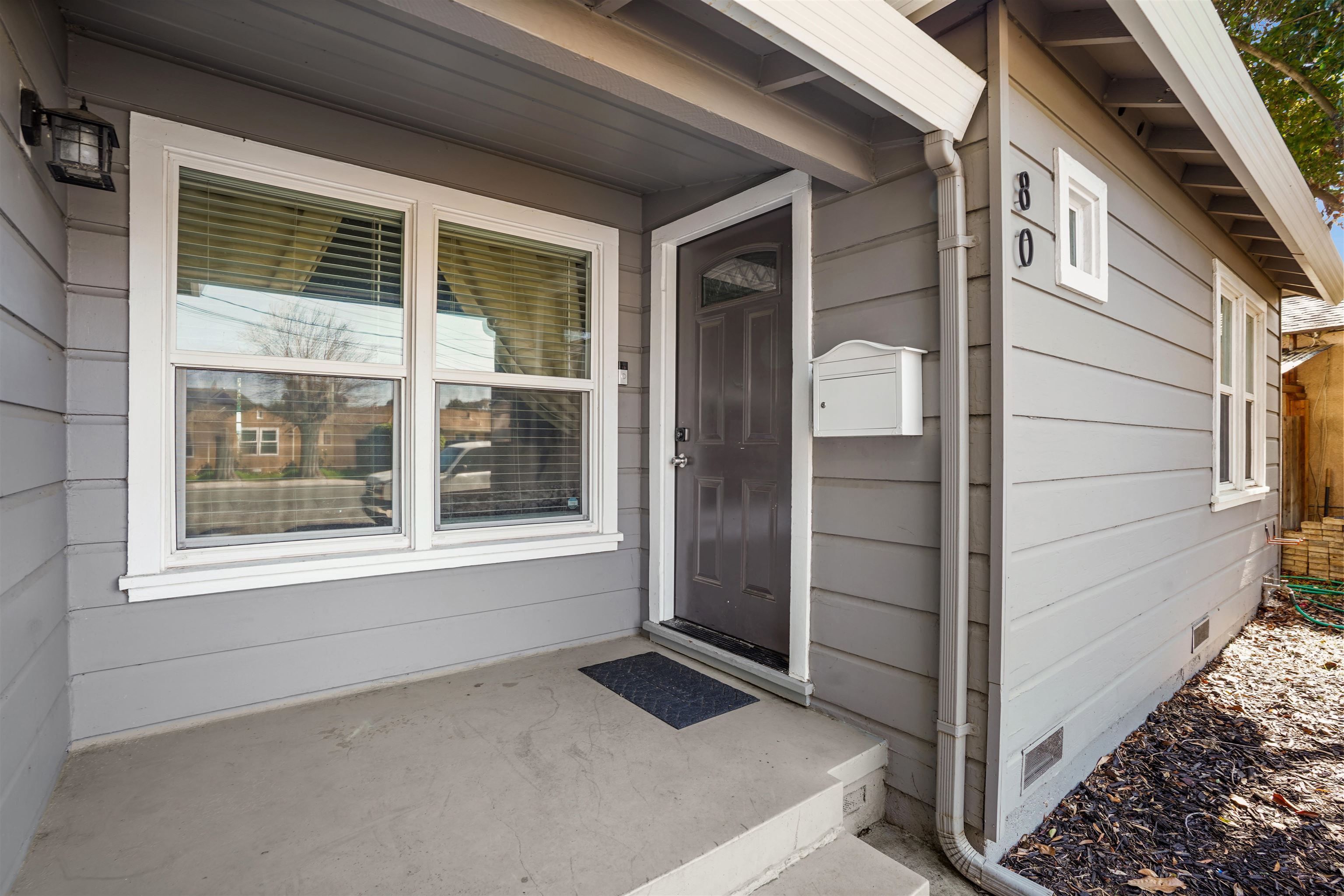 Detail Gallery Image 3 of 29 For 80 Loma Vista Way, Pittsburg,  CA 94565 - 3 Beds | 1 Baths