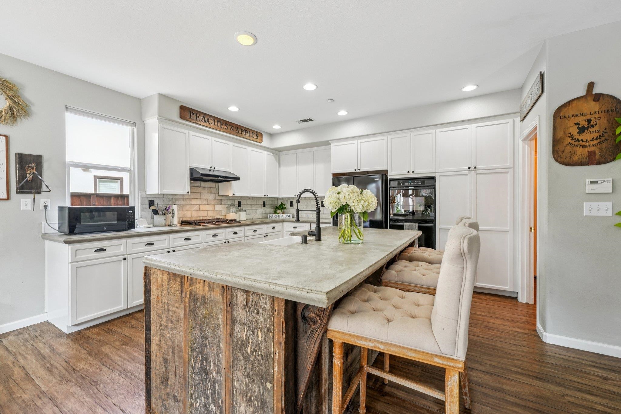 Detail Gallery Image 20 of 57 For 1762 Cheryl Dr, Livermore,  CA 94550 - 4 Beds | 3 Baths