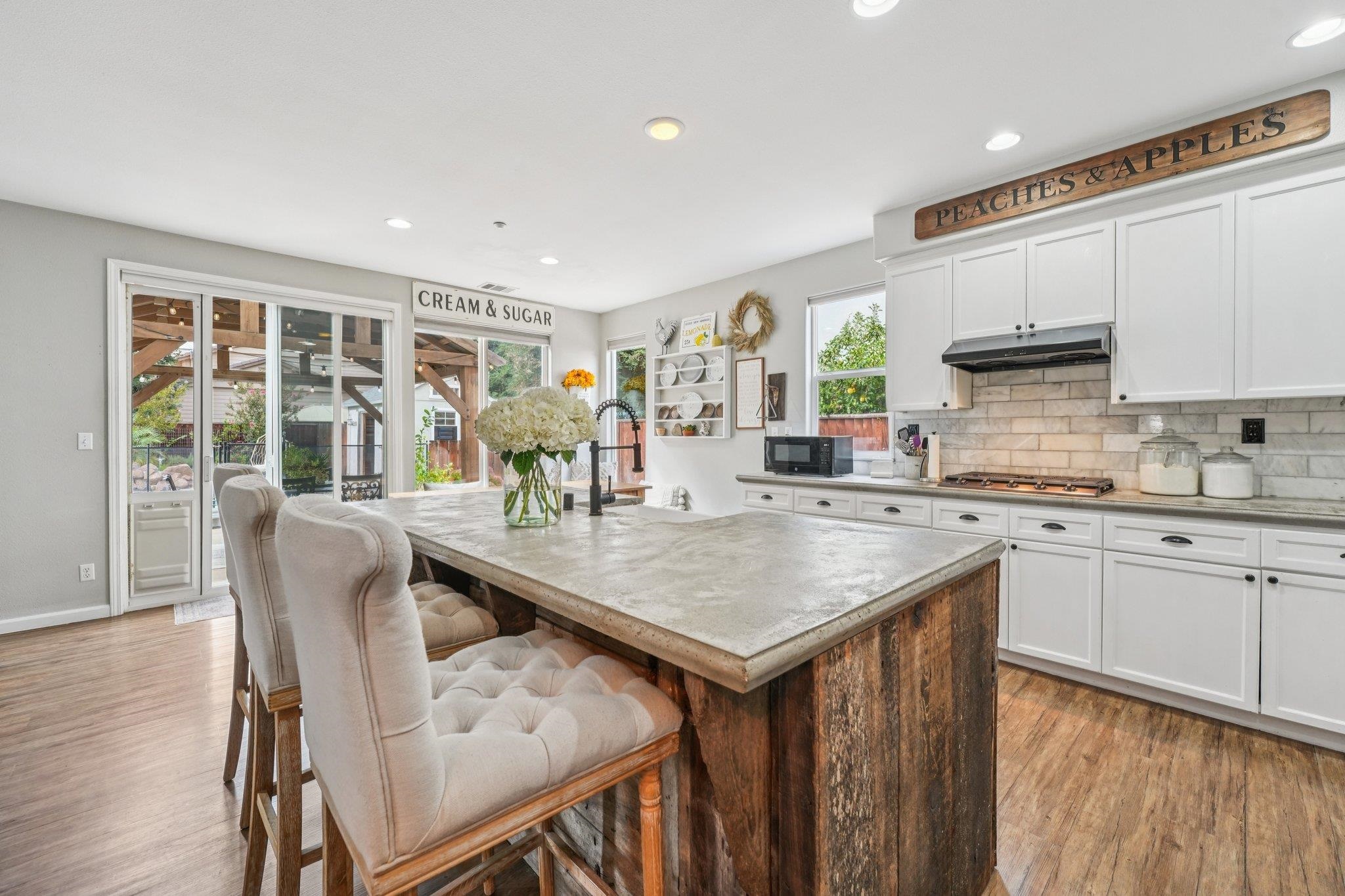 Detail Gallery Image 24 of 57 For 1762 Cheryl Dr, Livermore,  CA 94550 - 4 Beds | 3 Baths