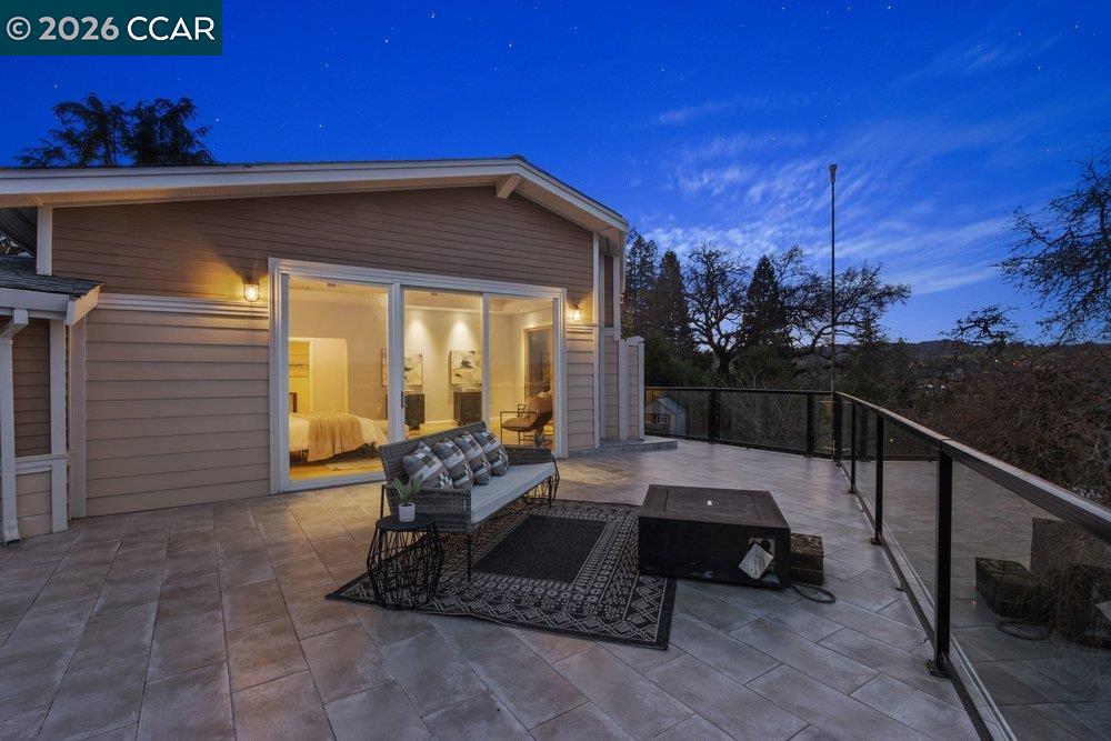 Detail Gallery Image 2 of 59 For 2083 Magnolia Way, Walnut Creek,  CA 94595 - 7 Beds | 4/1 Baths
