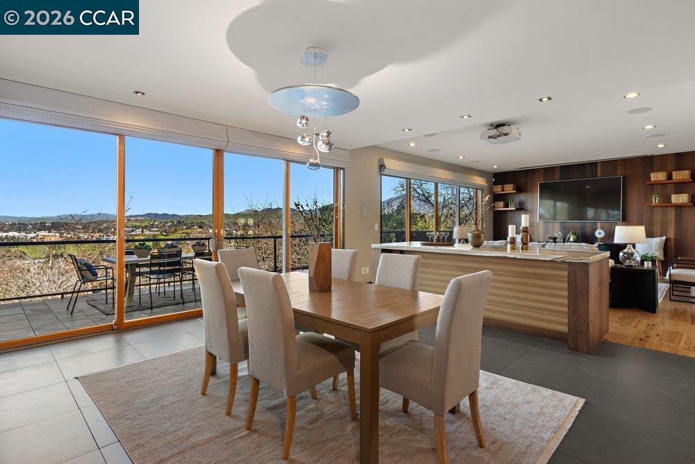 Detail Gallery Image 20 of 59 For 2083 Magnolia Way, Walnut Creek,  CA 94595 - 7 Beds | 4/1 Baths