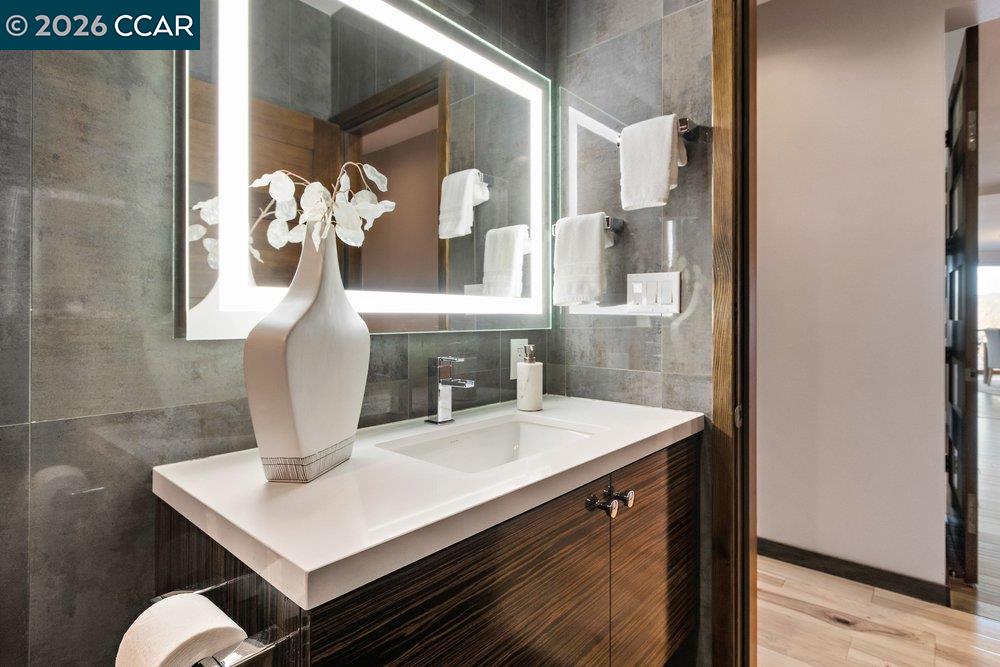 Detail Gallery Image 29 of 59 For 2083 Magnolia Way, Walnut Creek,  CA 94595 - 7 Beds | 4/1 Baths