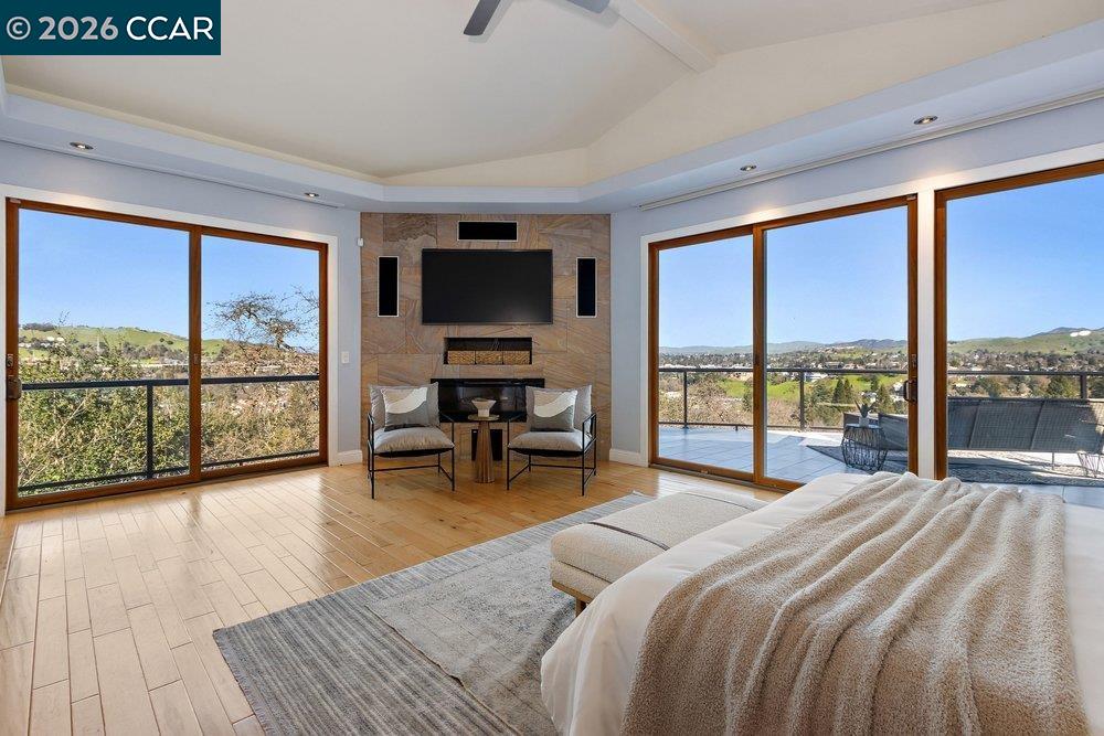 Detail Gallery Image 34 of 59 For 2083 Magnolia Way, Walnut Creek,  CA 94595 - 7 Beds | 4/1 Baths