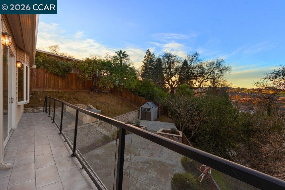 Detail Gallery Image 48 of 59 For 2083 Magnolia Way, Walnut Creek,  CA 94595 - 7 Beds | 4/1 Baths