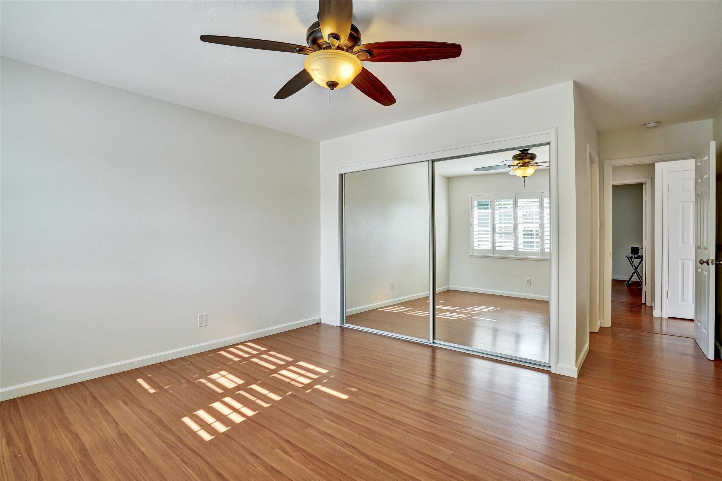 Detail Gallery Image 13 of 20 For 1966 Westover Dr, Pleasant Hill,  CA 94523 - 4 Beds | 3 Baths